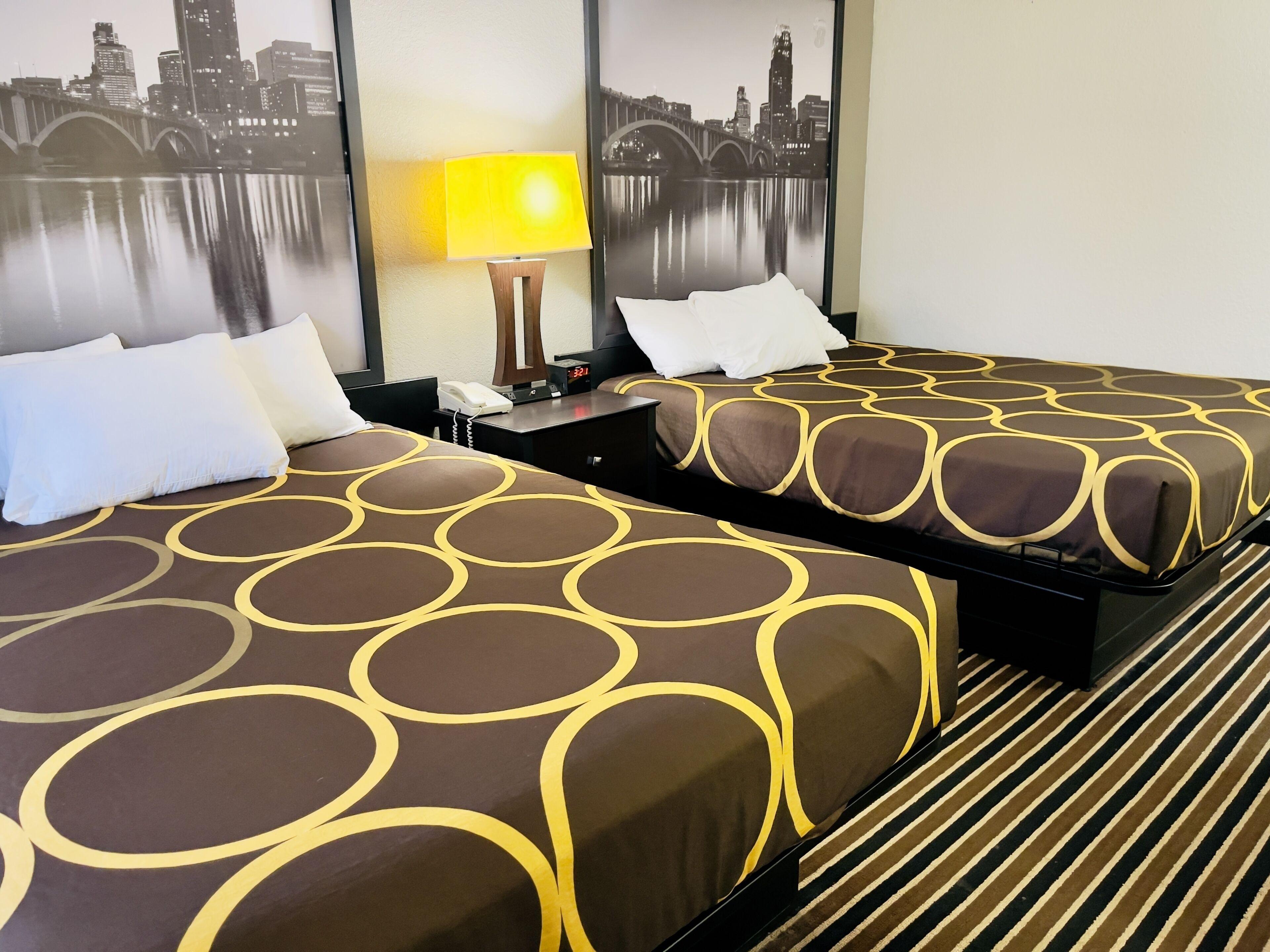Queen Room Two Queen Beds Non-Smoking