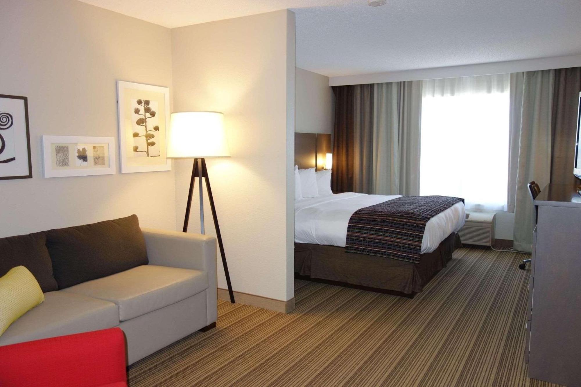 King Studio Suite