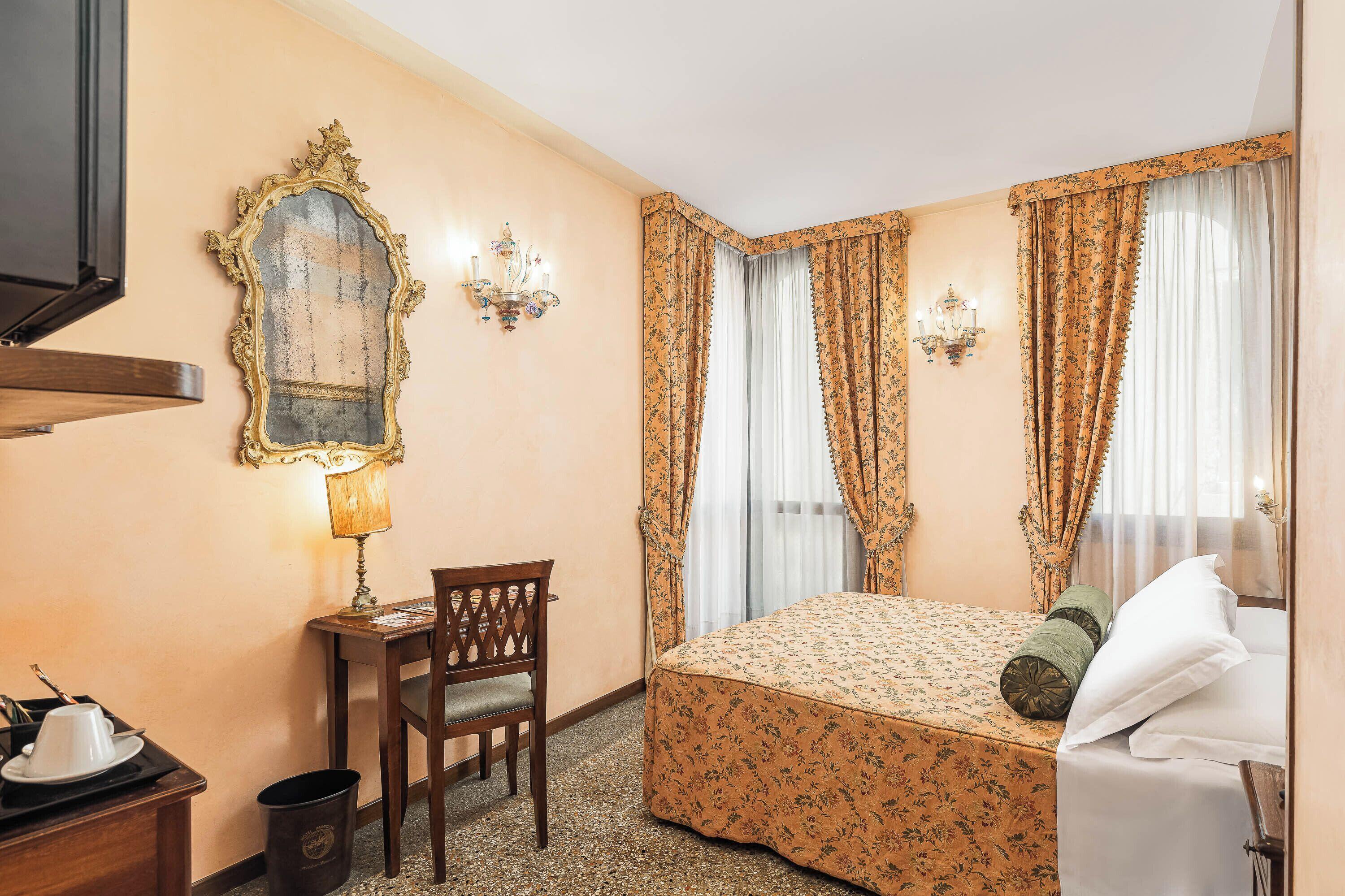 Classic Triple Room