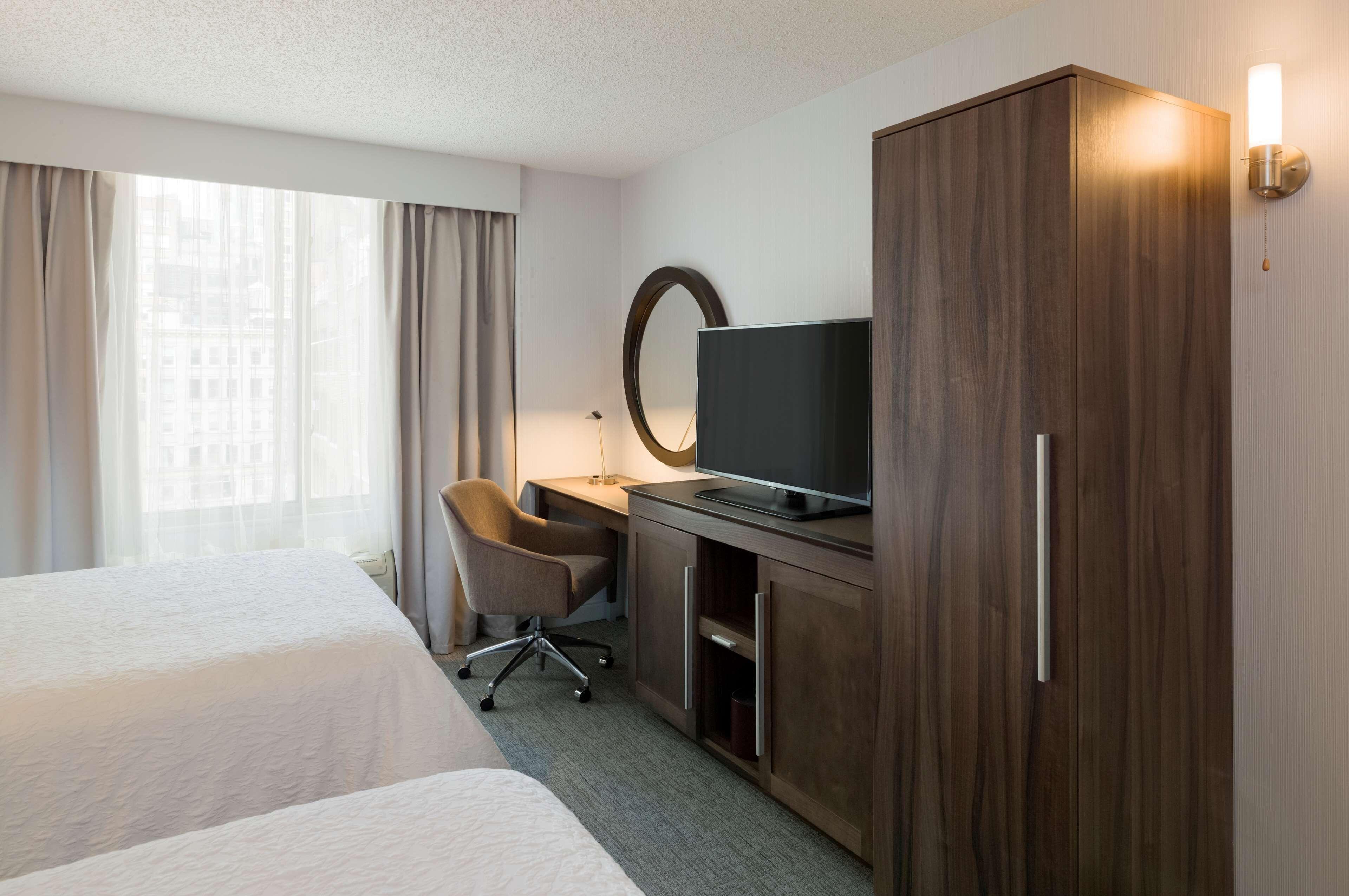 Premium Queen Studio Two Queen Beds Non-Smoking