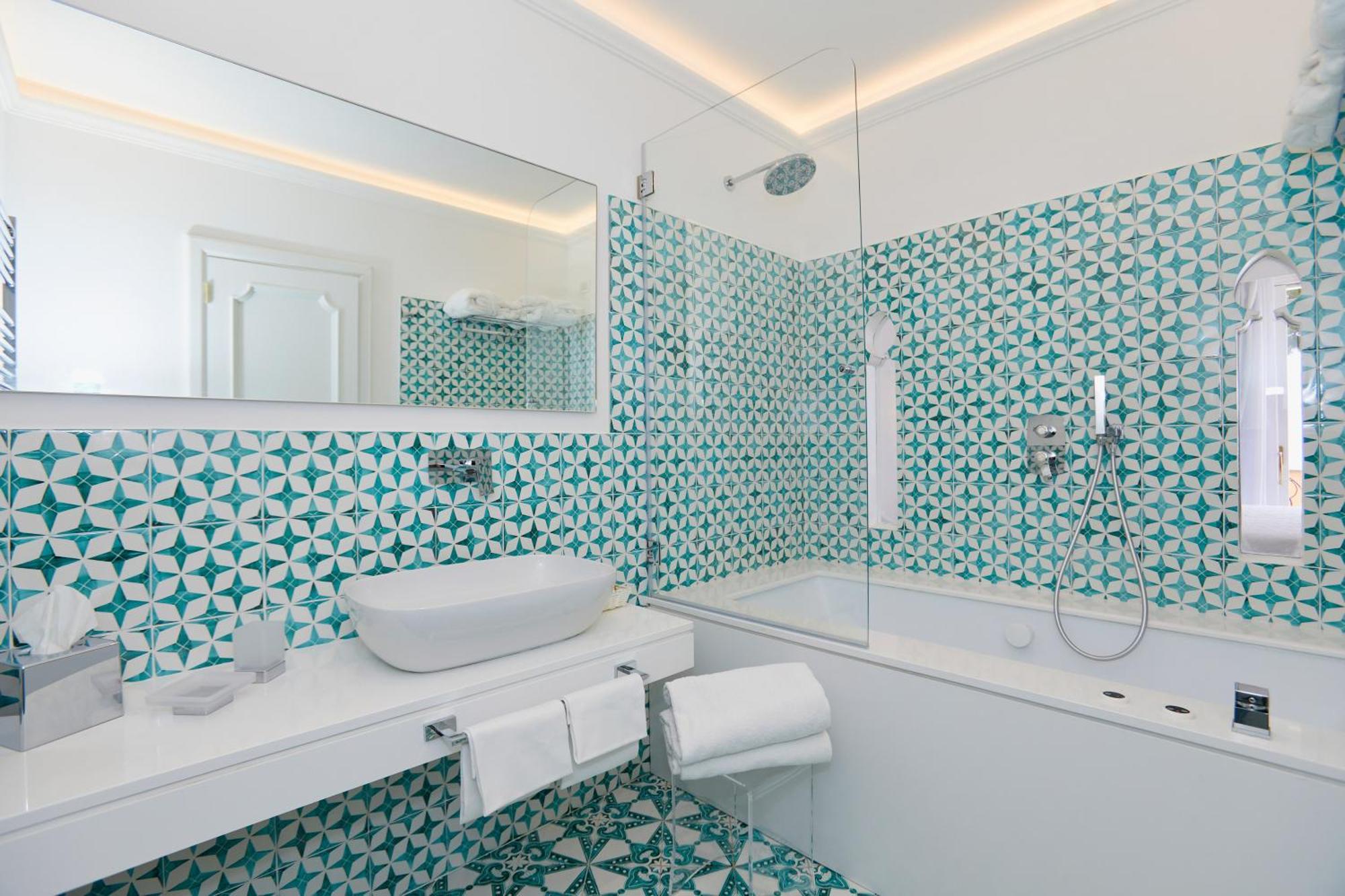 Deluxe Double Room Terrace Sea View
