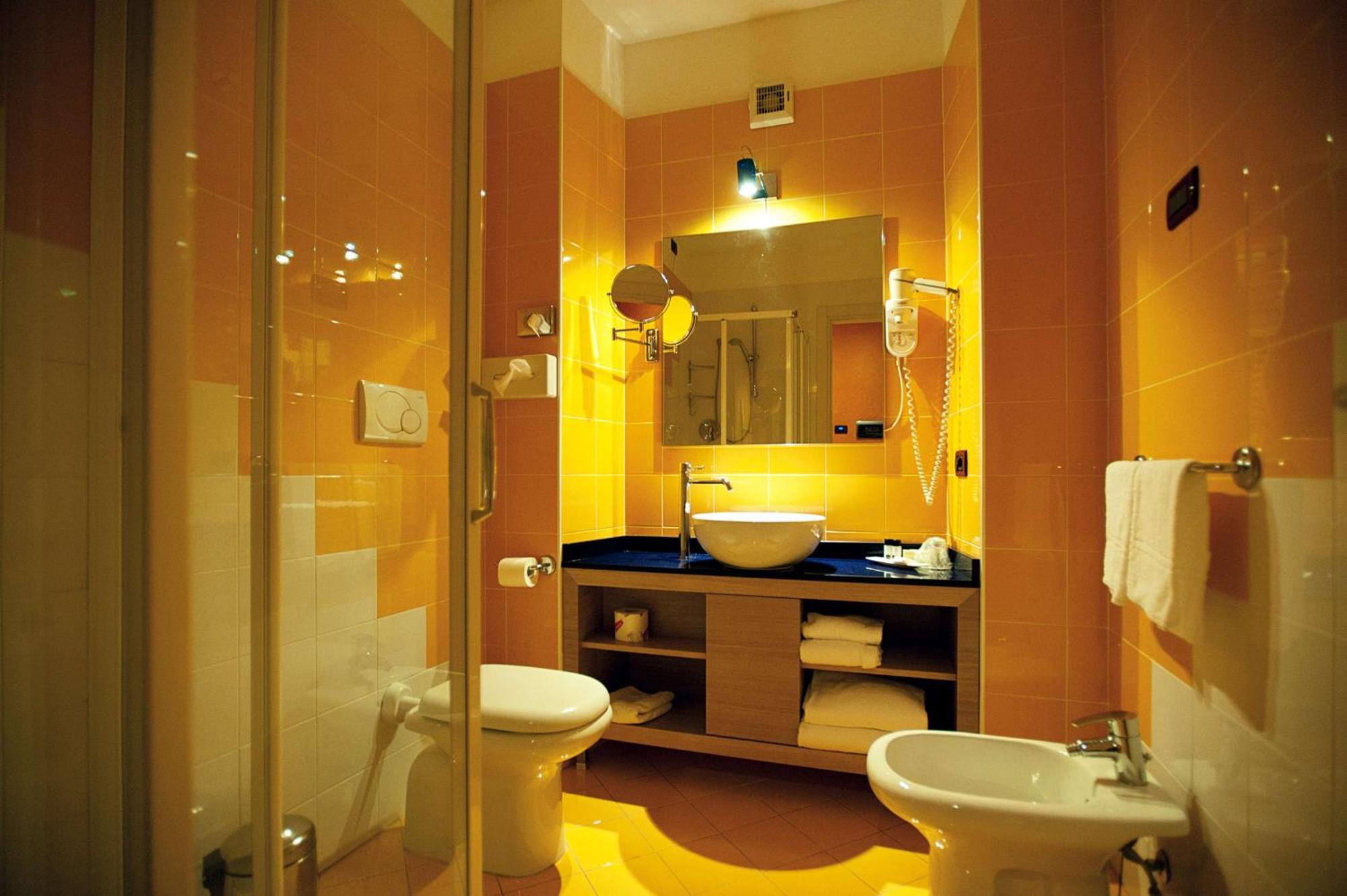 Classic Twin Room,1437489208:JPEG