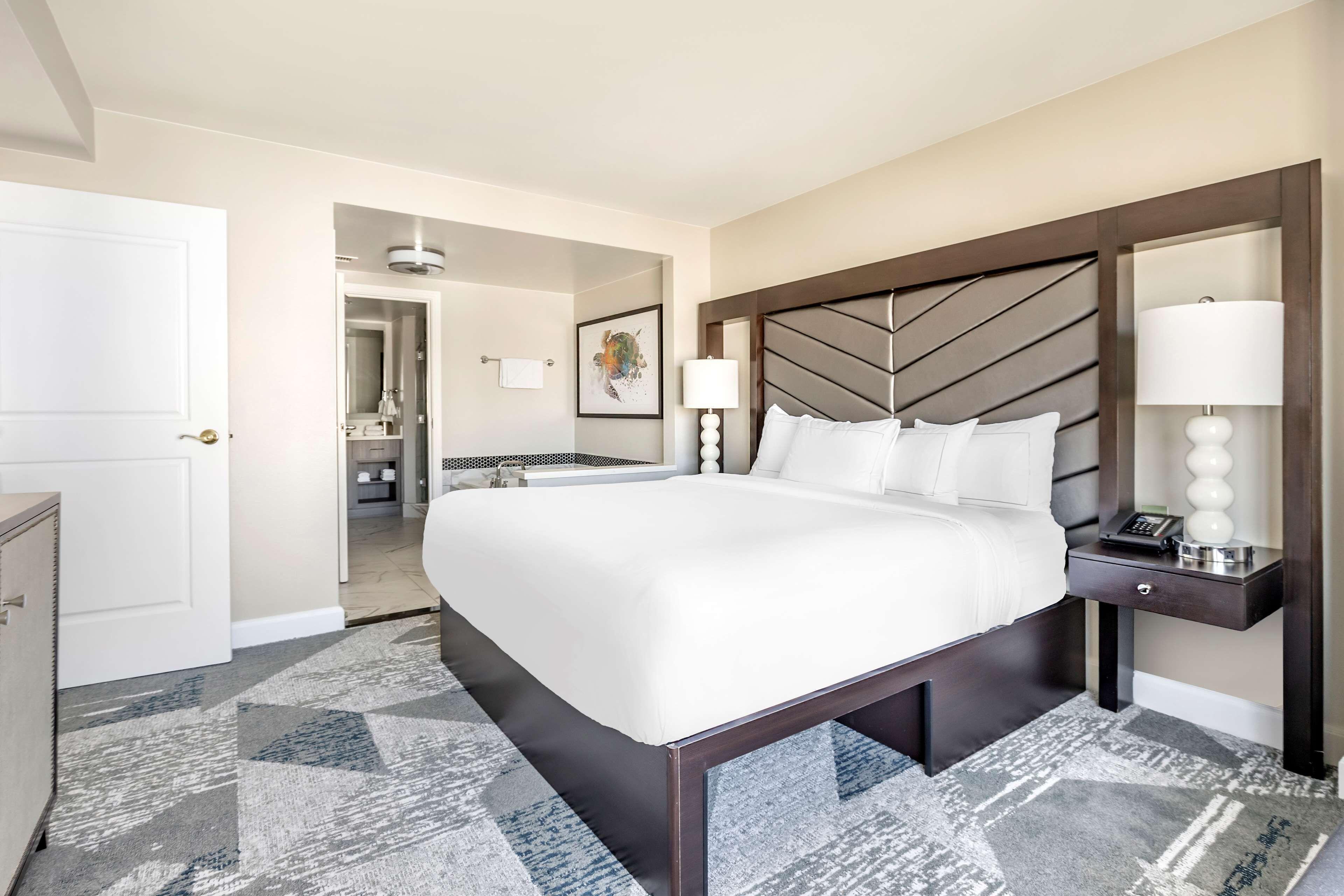Two-Bedroom Suite Sofa Bed Kitchen