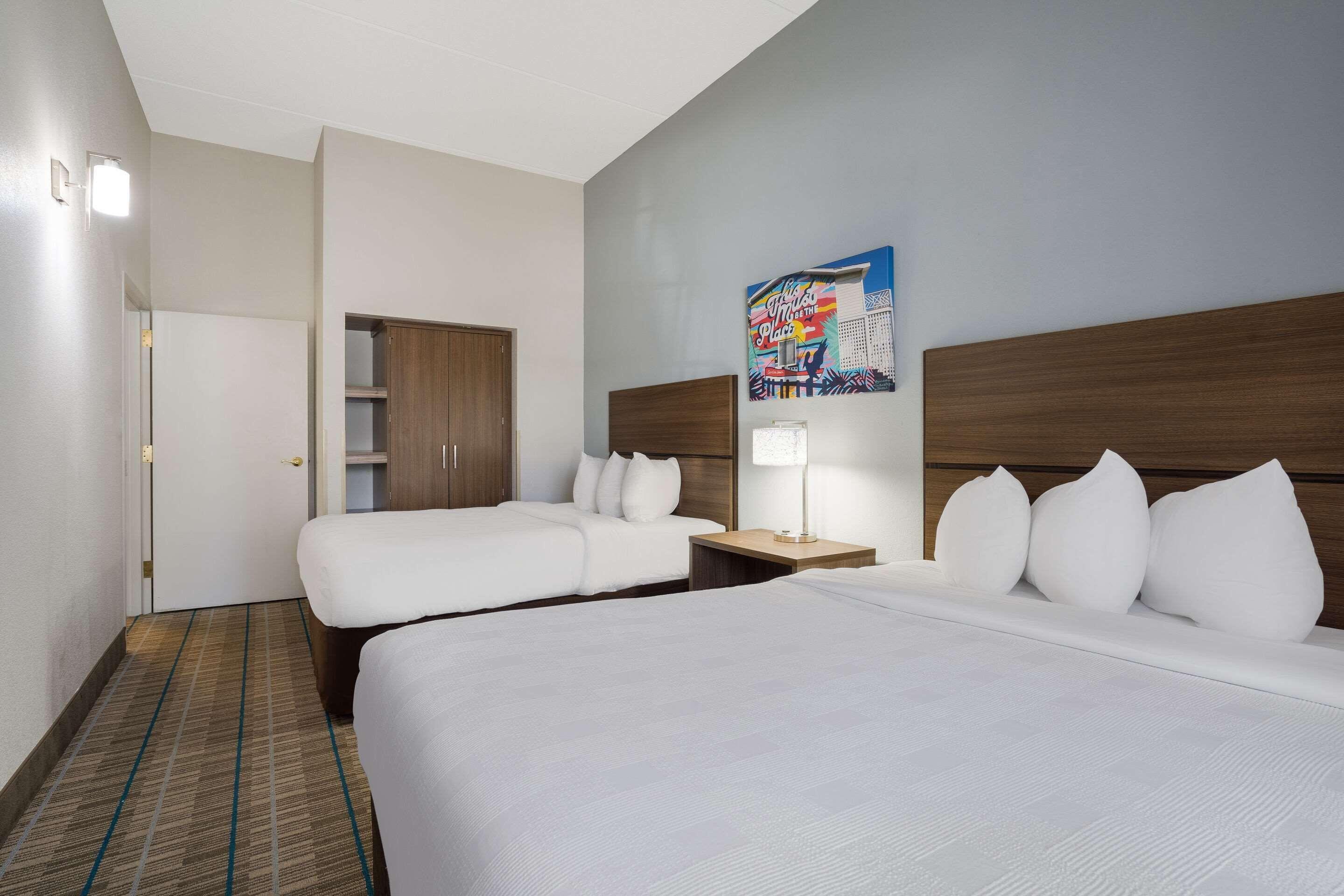 Standard Queen Suite Two Queen Beds Non-Smoking