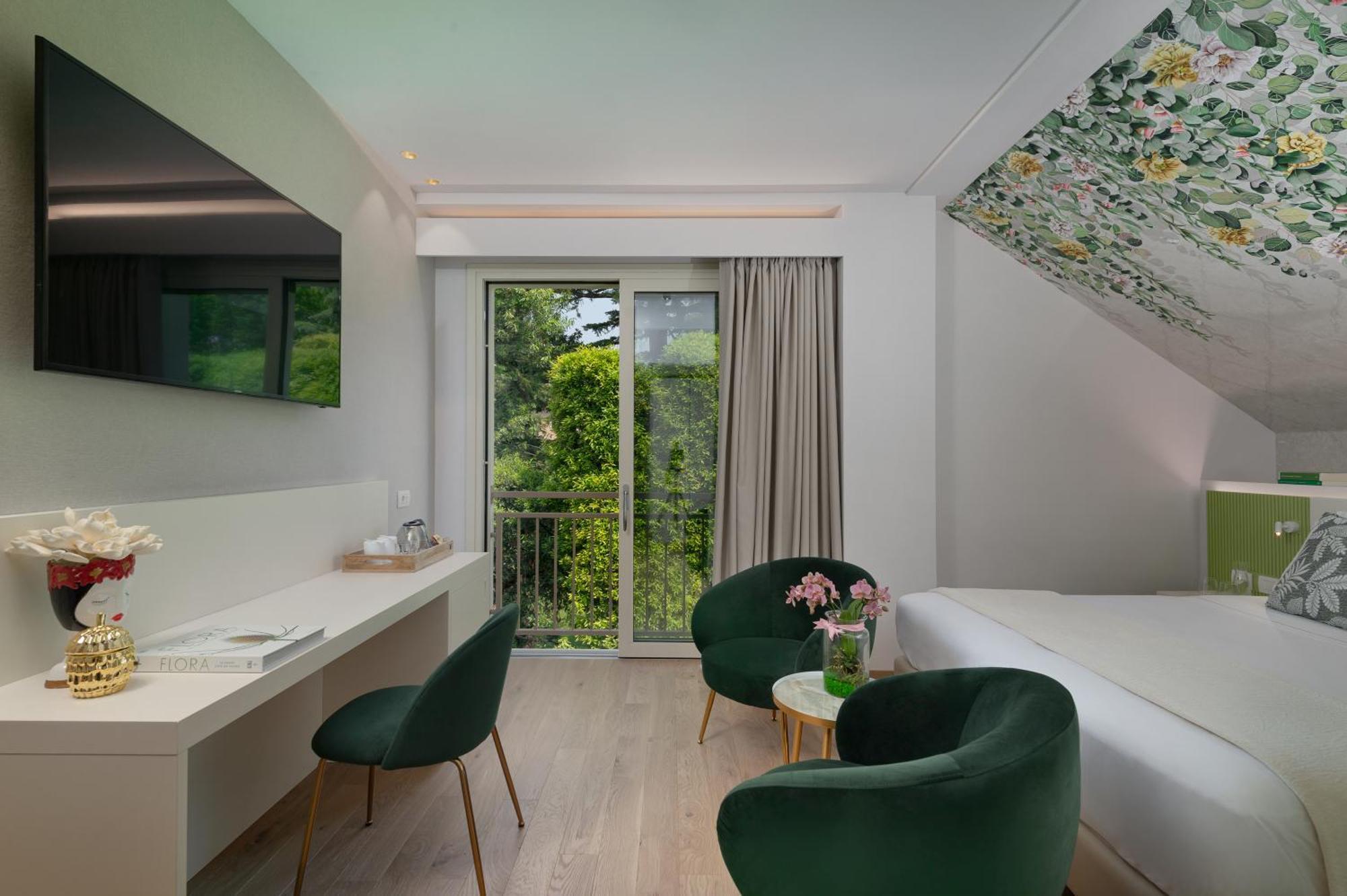 King Room