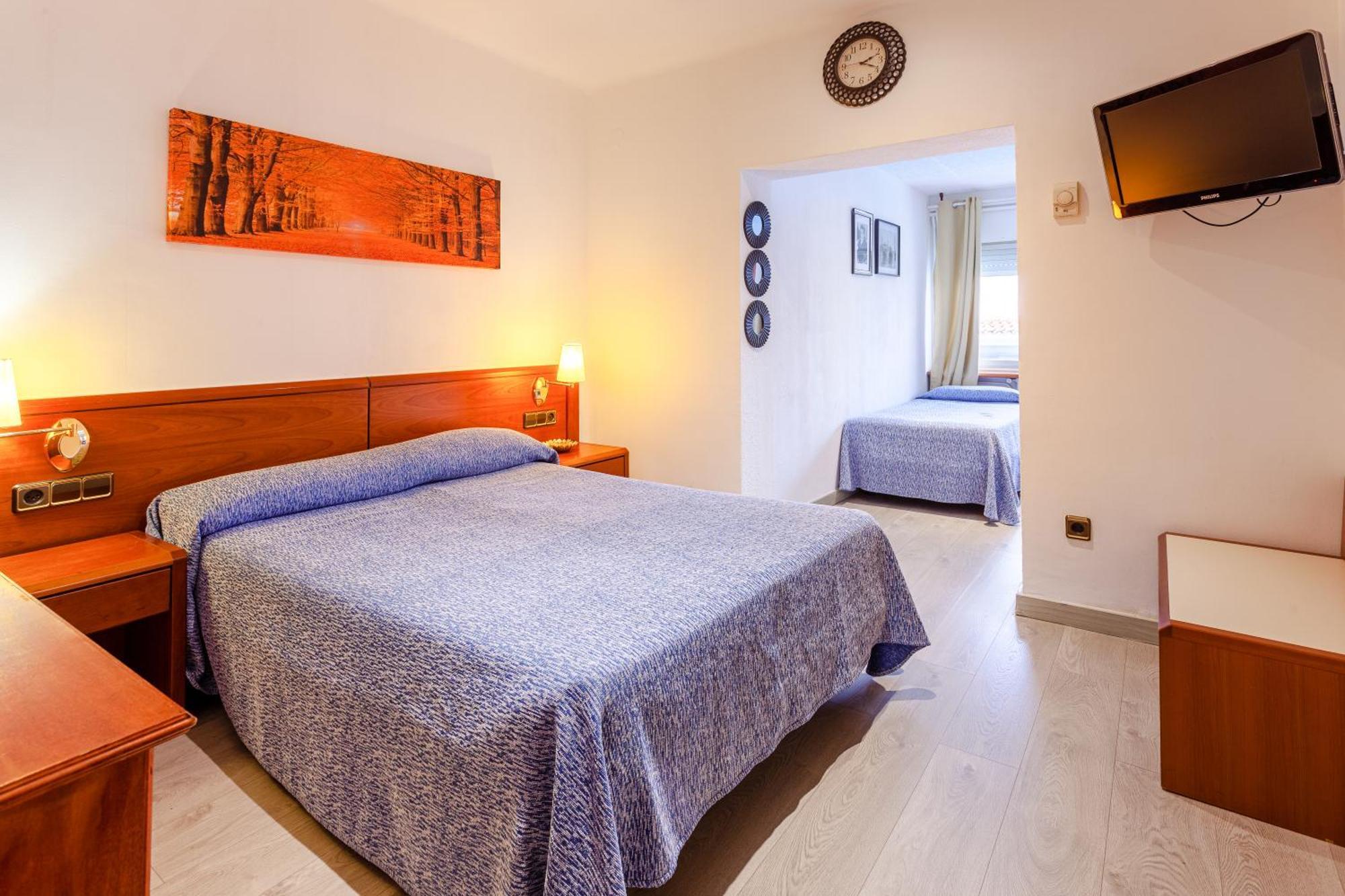 Standard Triple Room,1710582985:JPEG