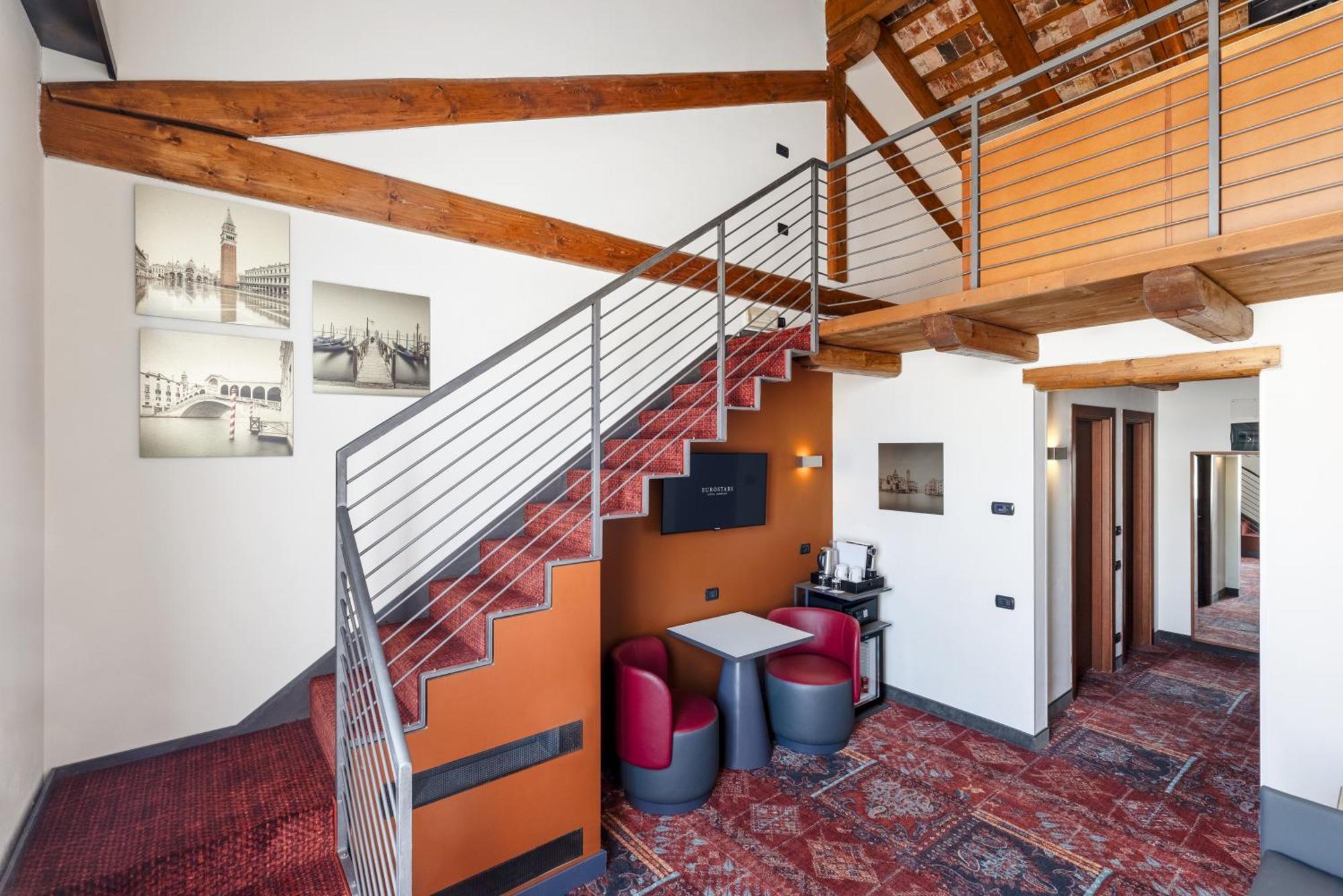 Suite Canal View