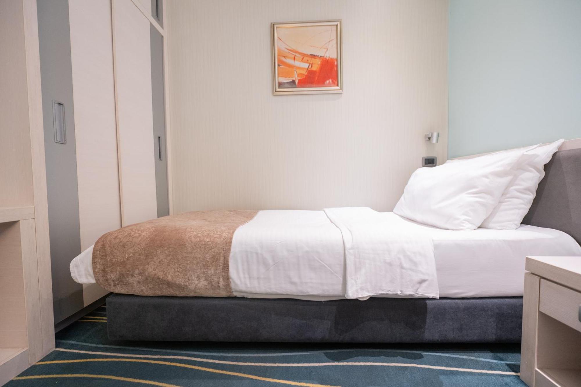 Economy Single Room