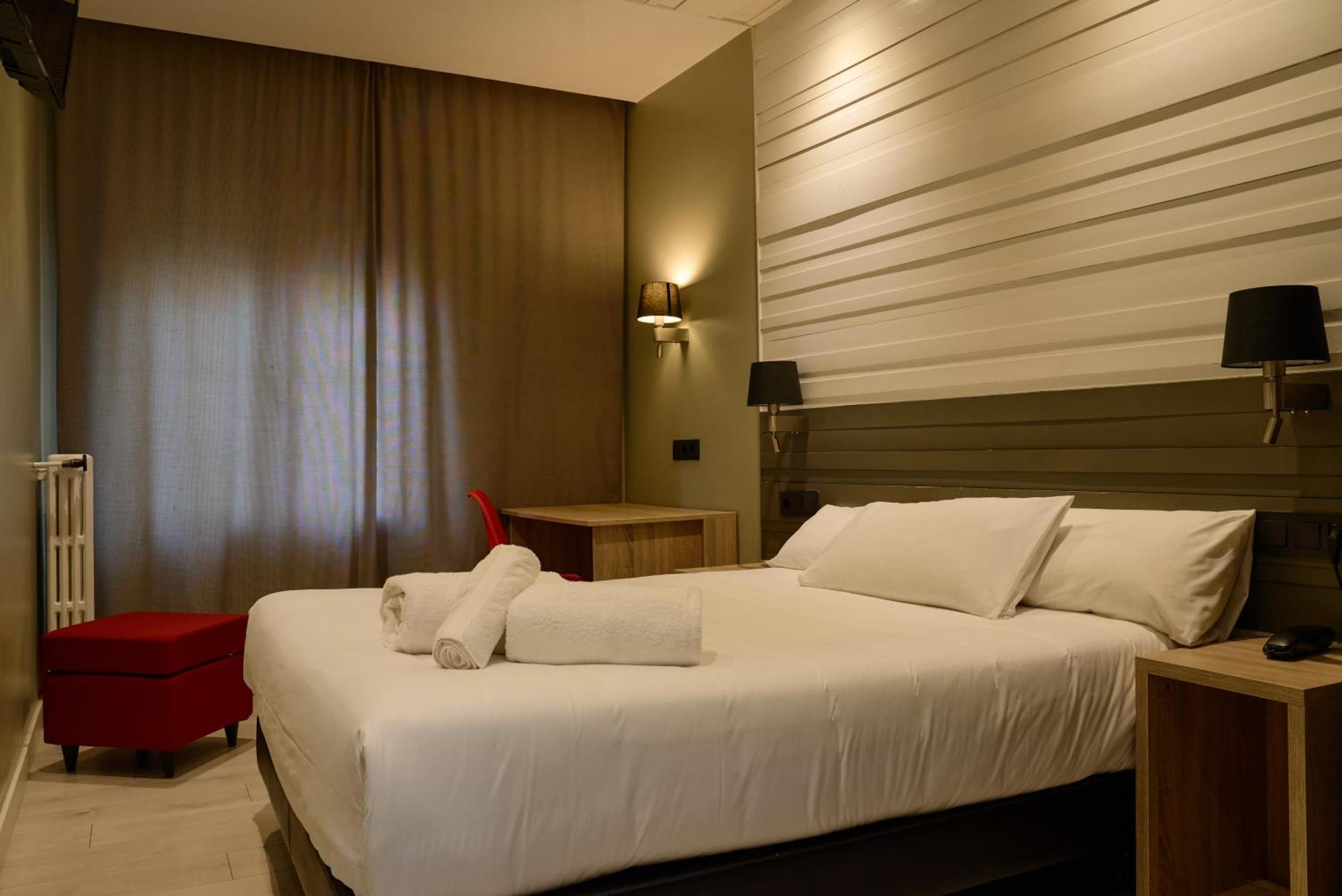 Double Room No View