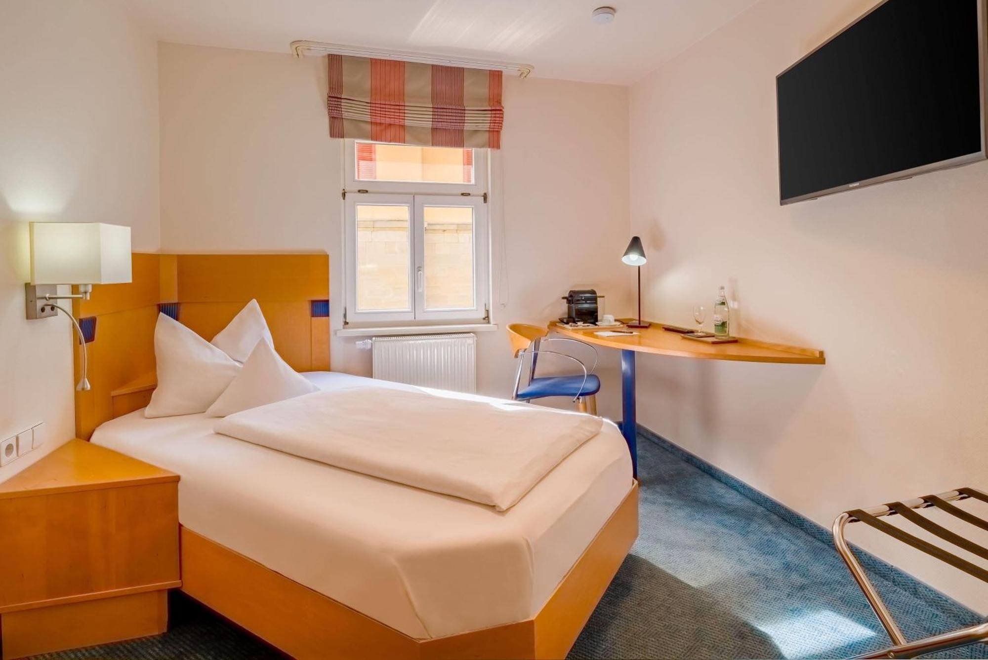Classic Single Room