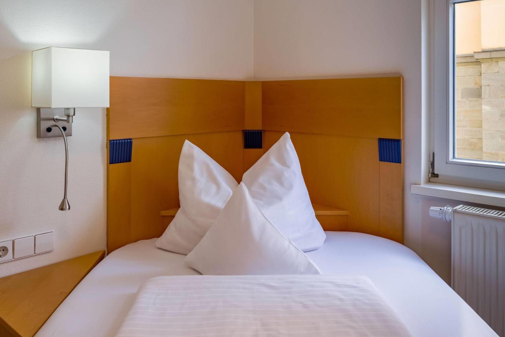 Classic Single Room