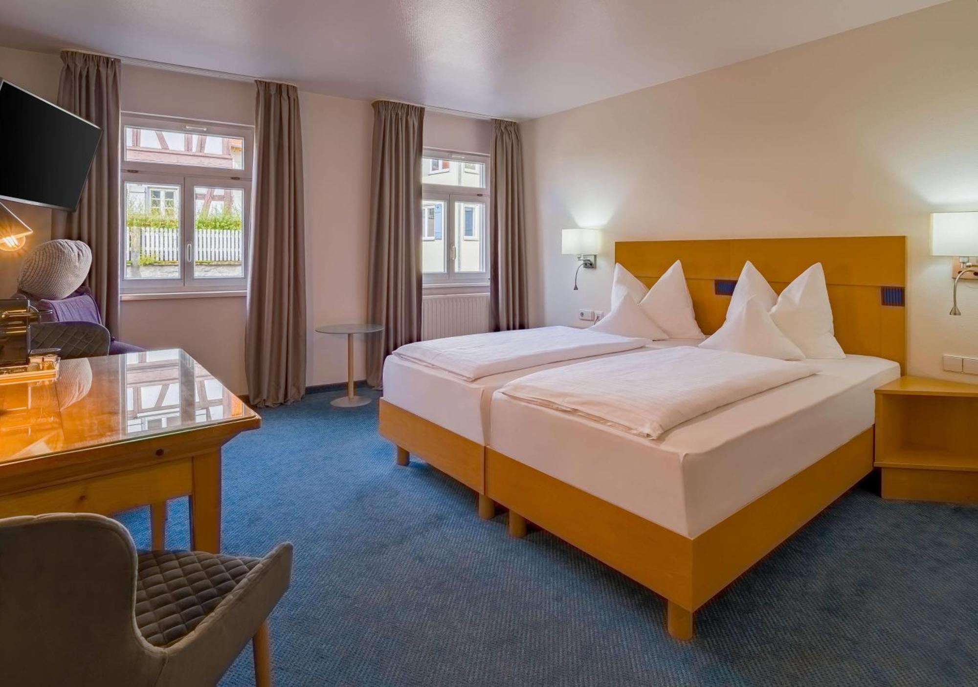 Comfort King Room