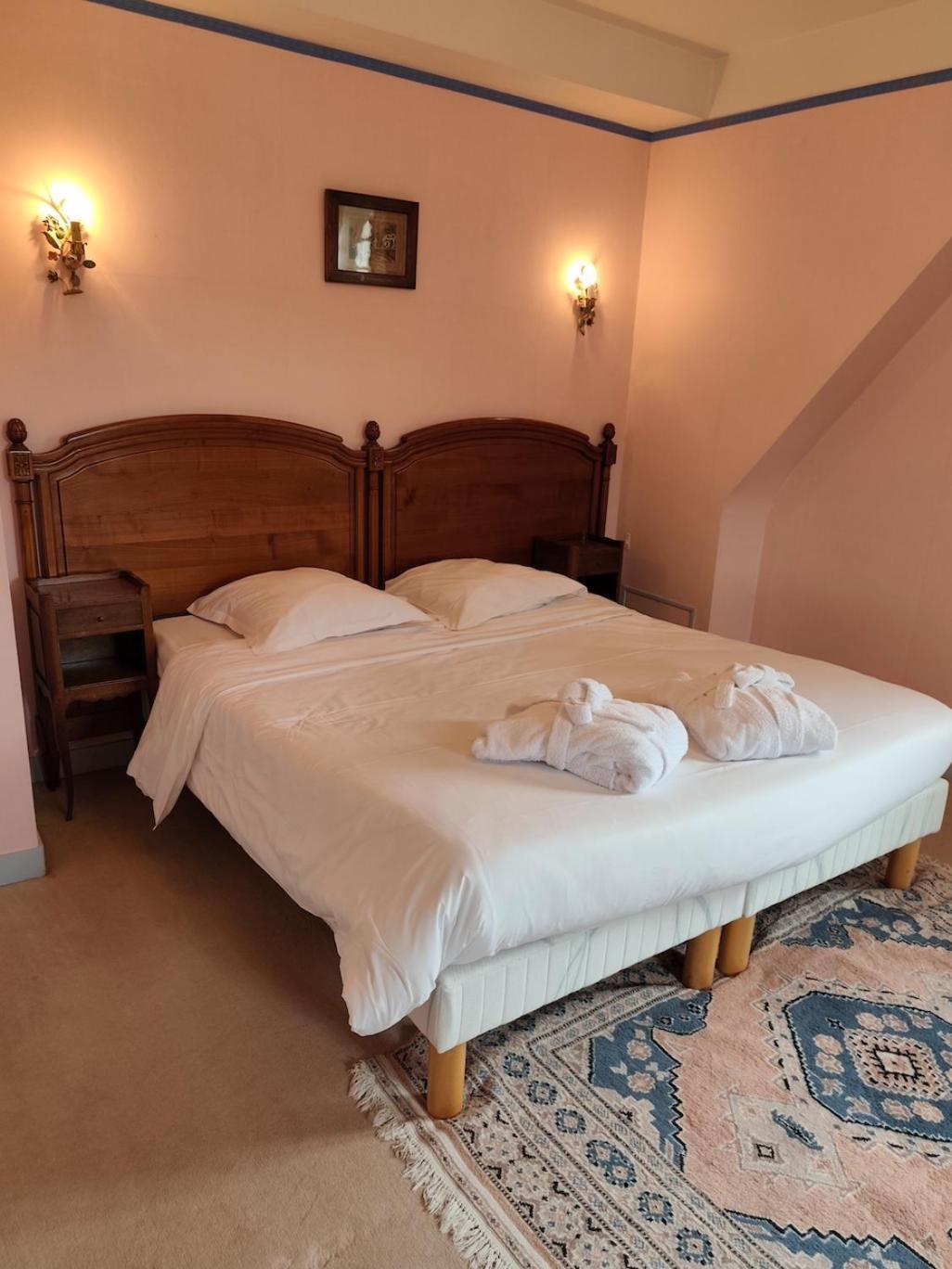 Character Double Room