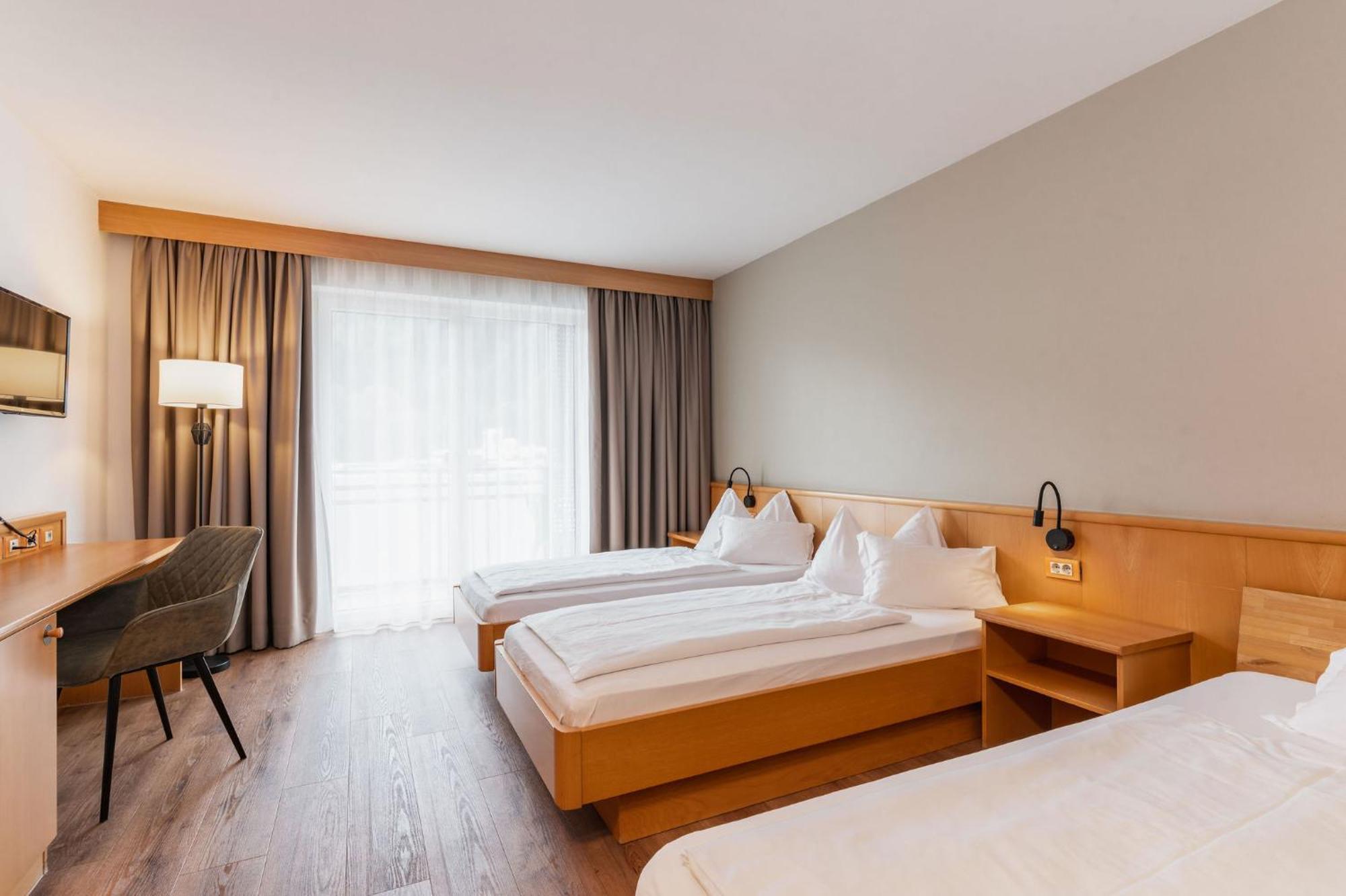 Double Room,1710607508:JPEG