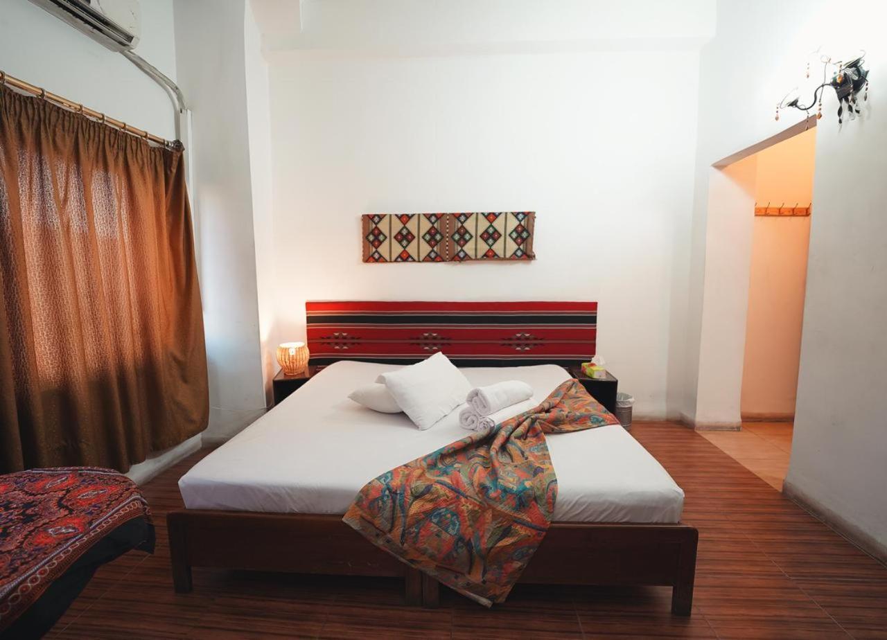 Single Room,1710612544:JPEG