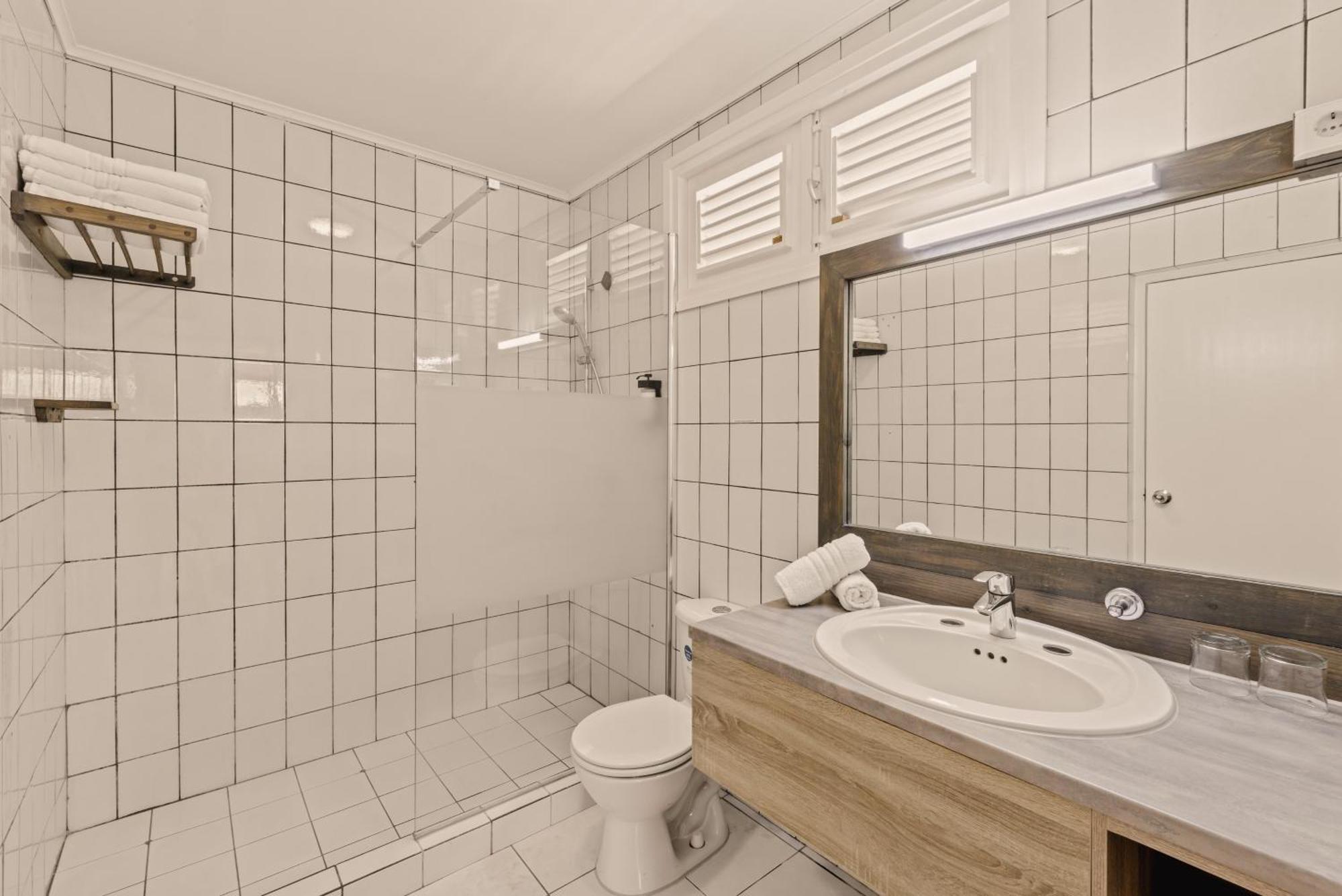 One-Bedroom Bungalow