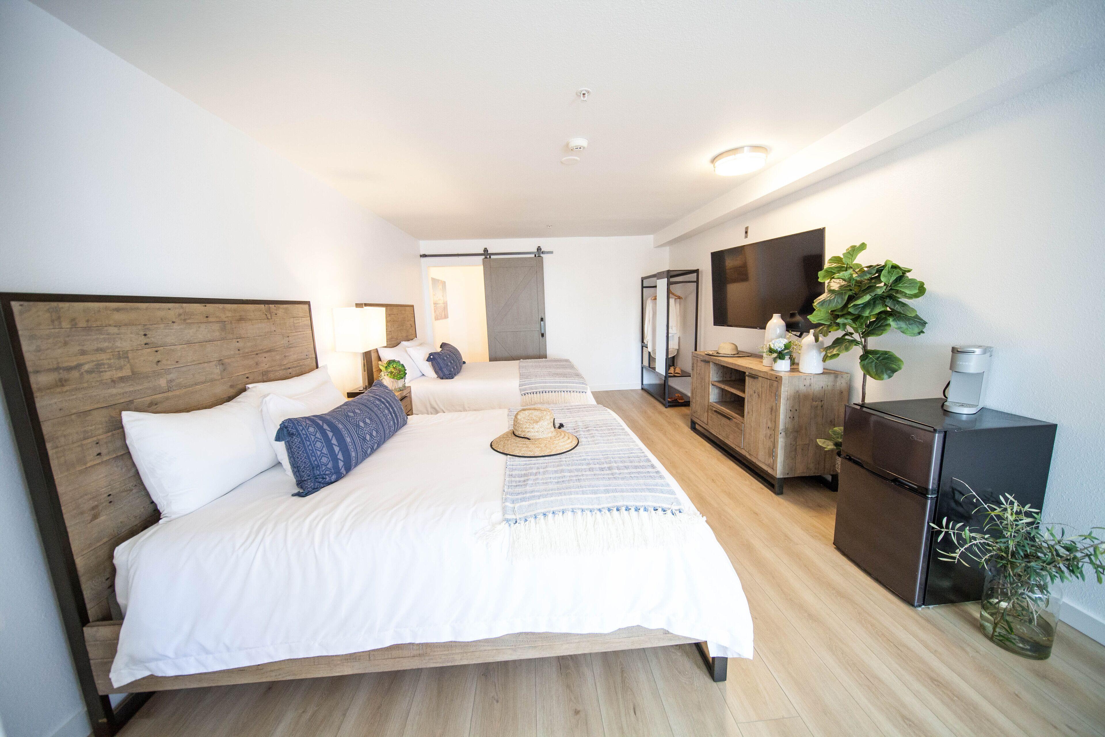 Surfbreak Queen Room Two Queen Beds