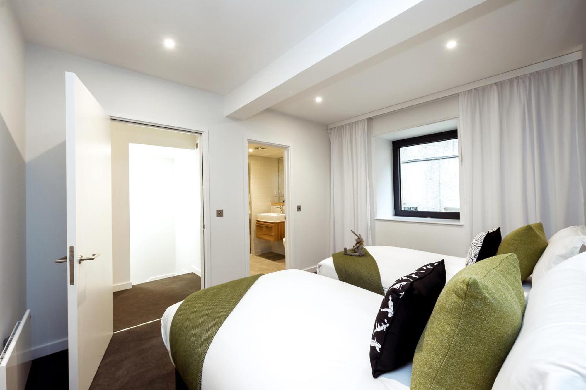 One Twin Bedroom Apartment