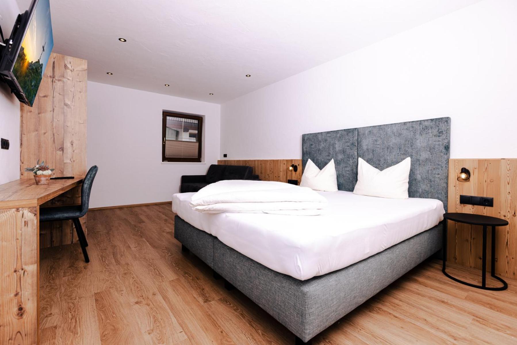 Comfort Quadruple Room