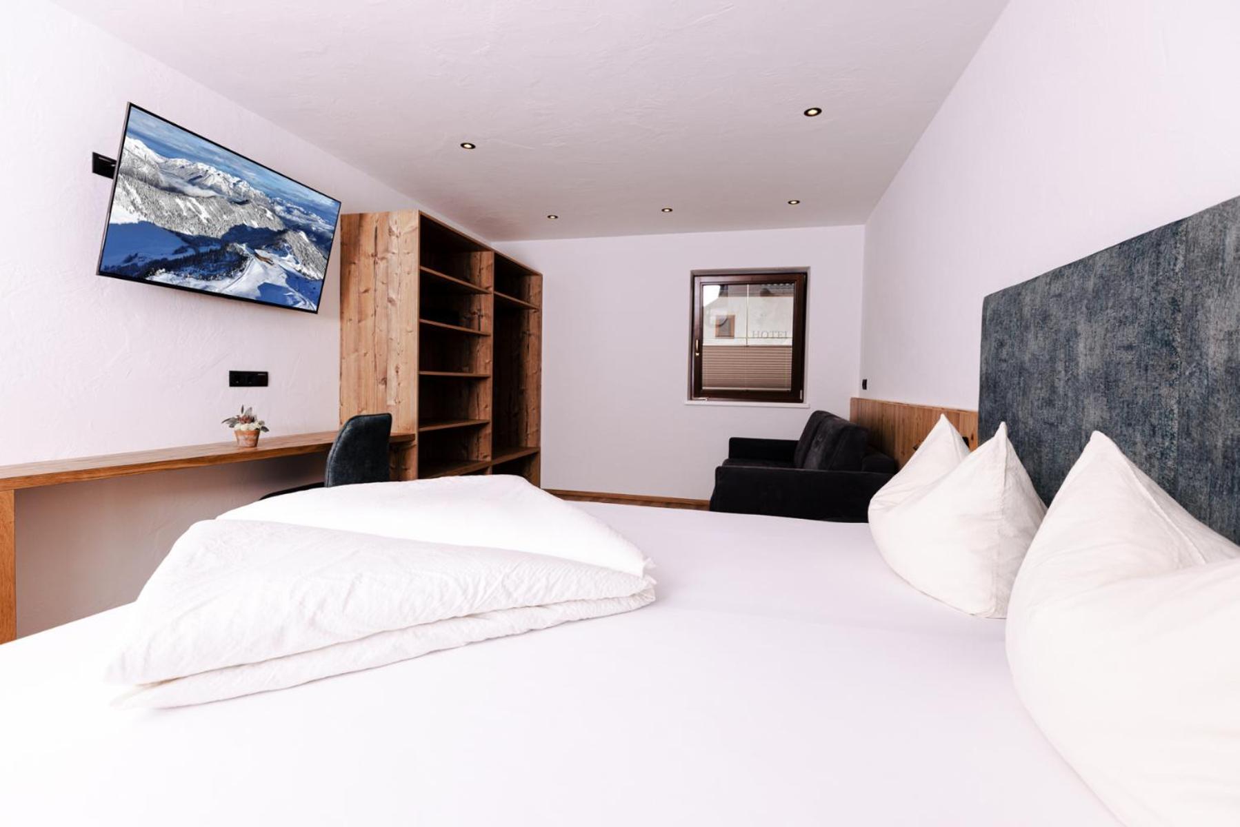 Premium Quadruple Room