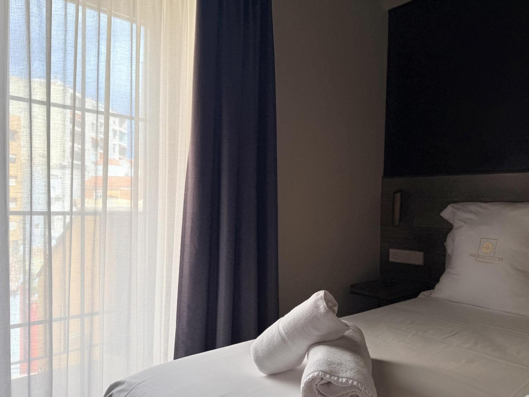 Double Room Private Bathroom