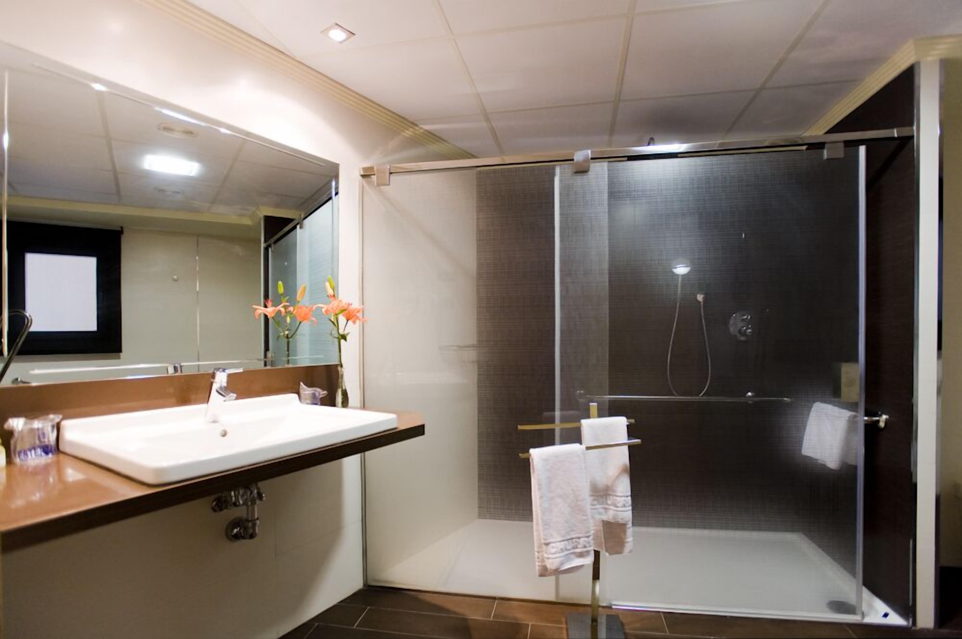 Deluxe Double Room with Shower,1013461009:JPEG