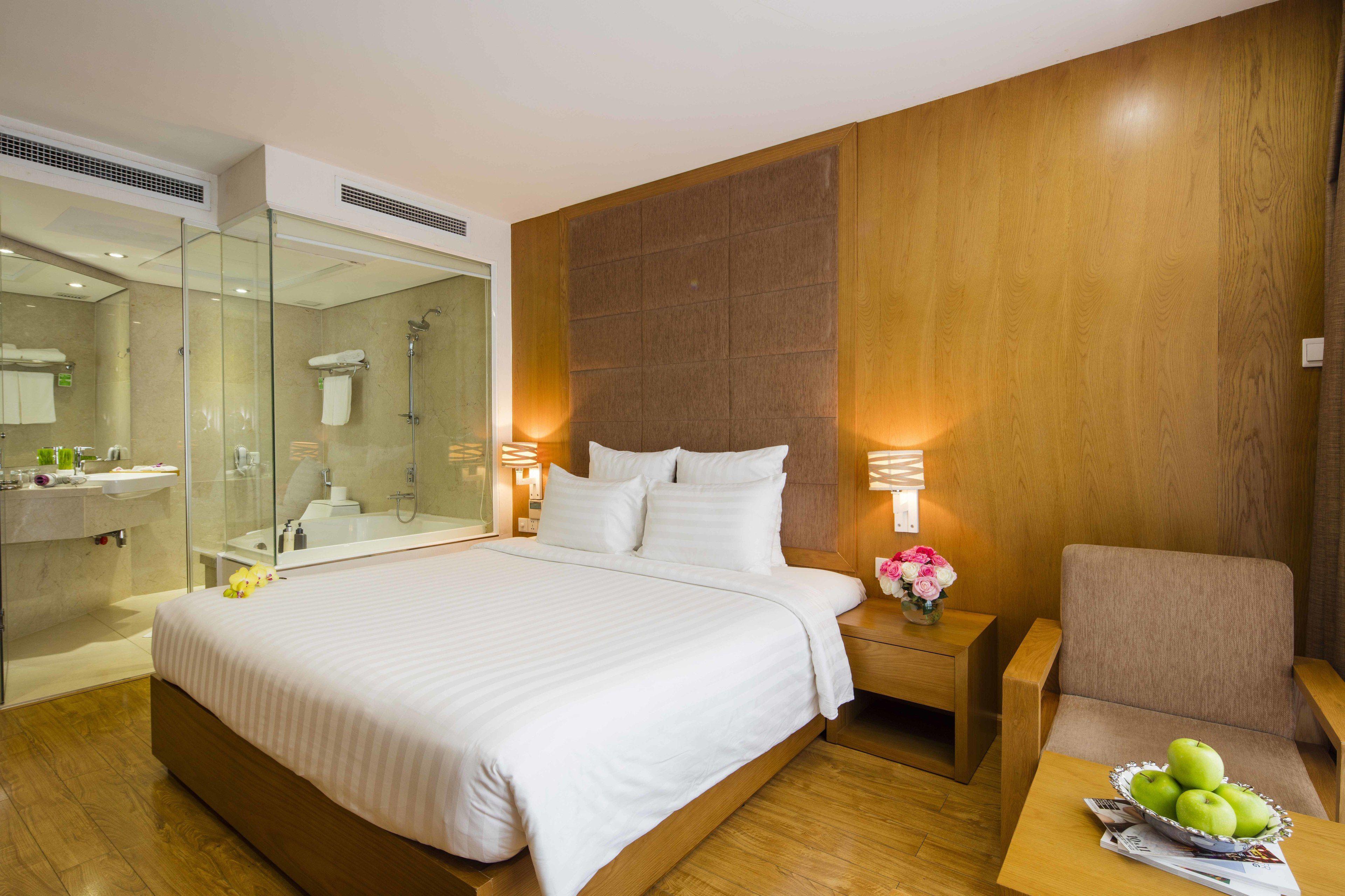 Premium Double Bathtub Window