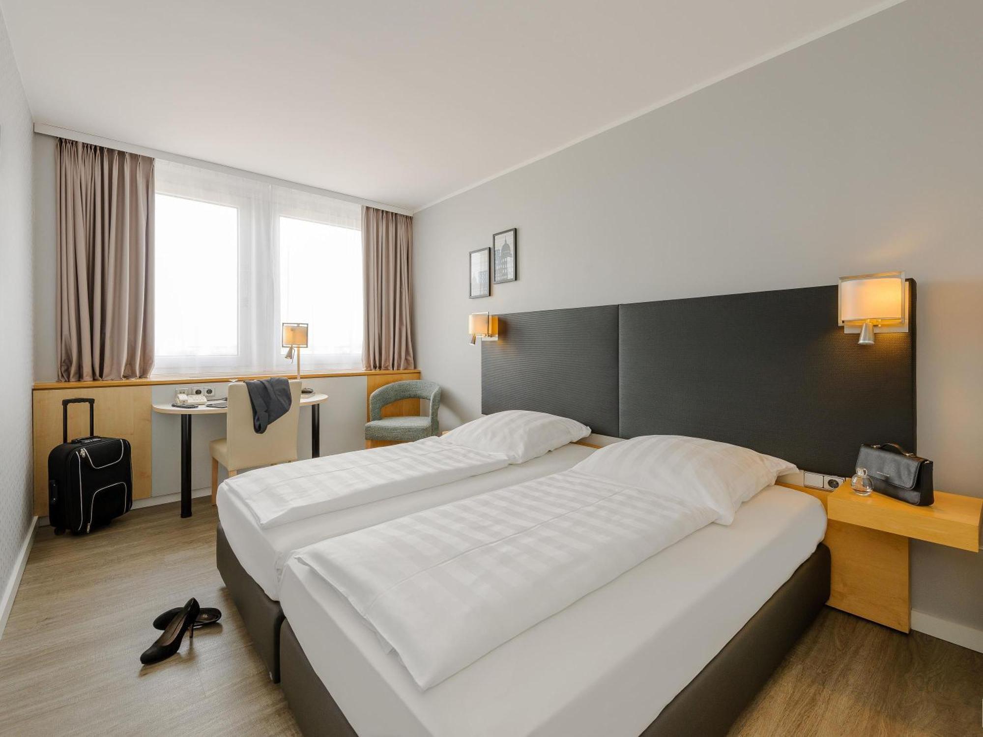 Standard Double Room,1729979146:JPEG