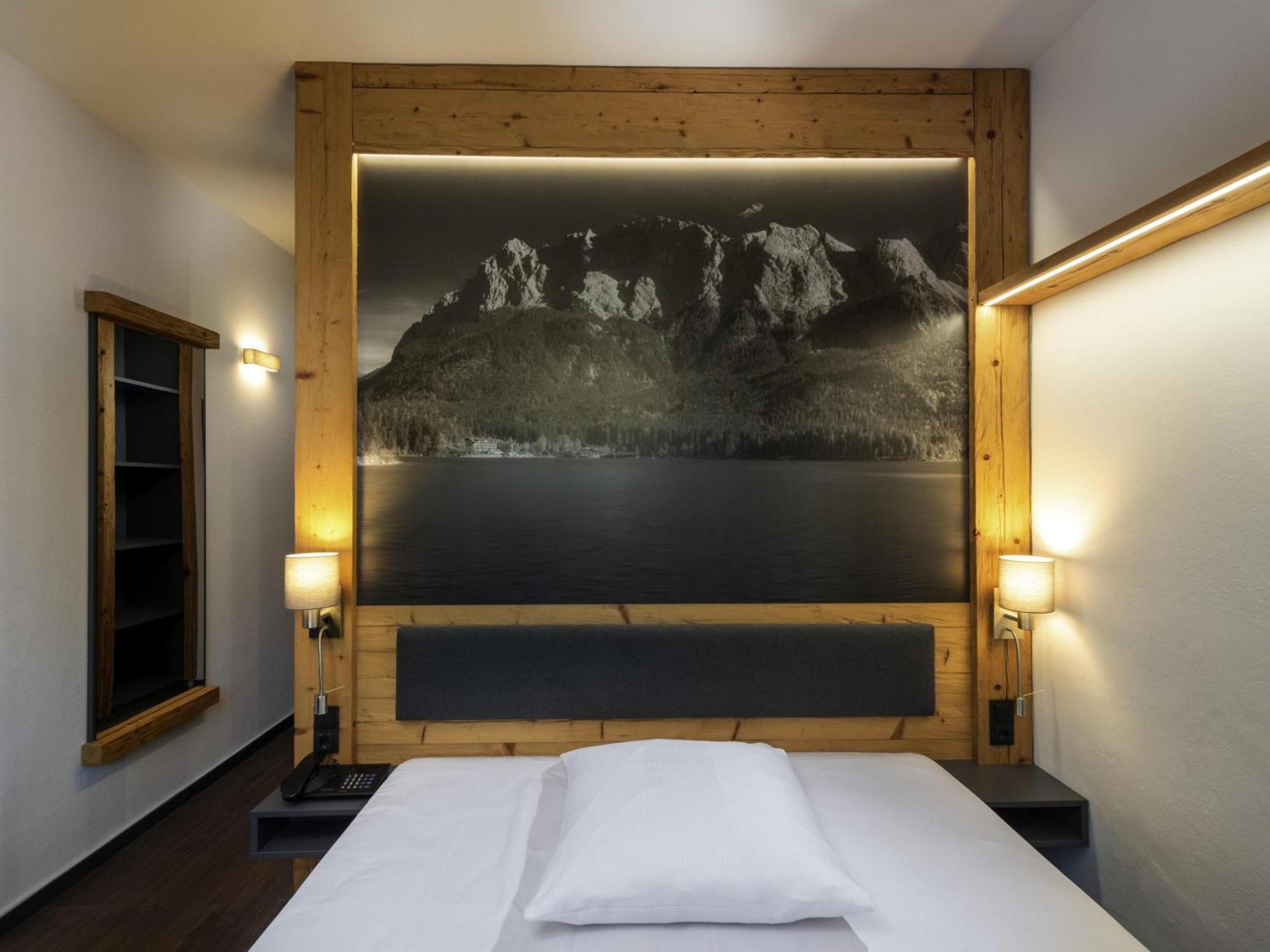 Standard Queen Room,1716969572:JPEG