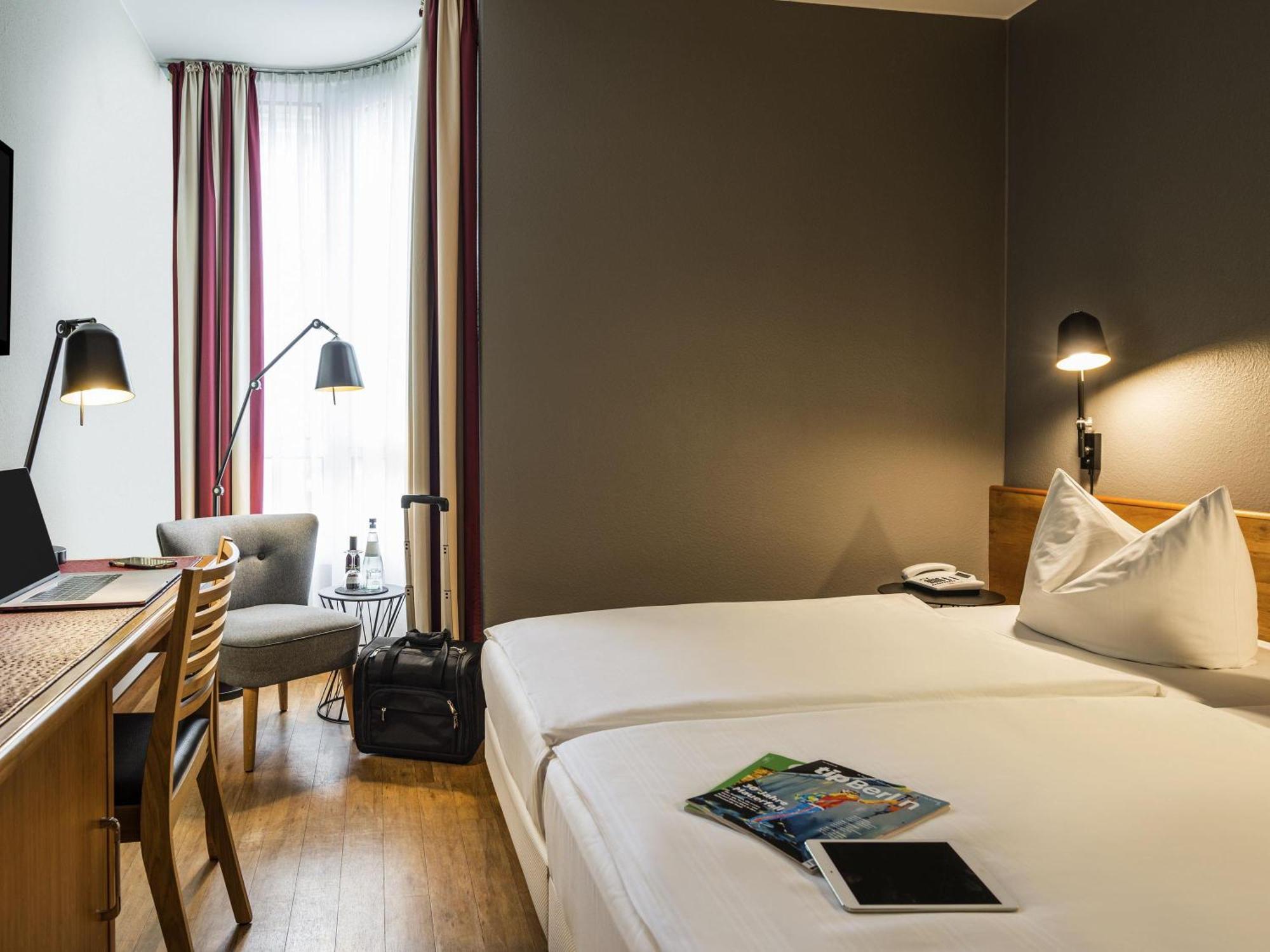 Standard Double or Twin Room,1729979735:JPEG