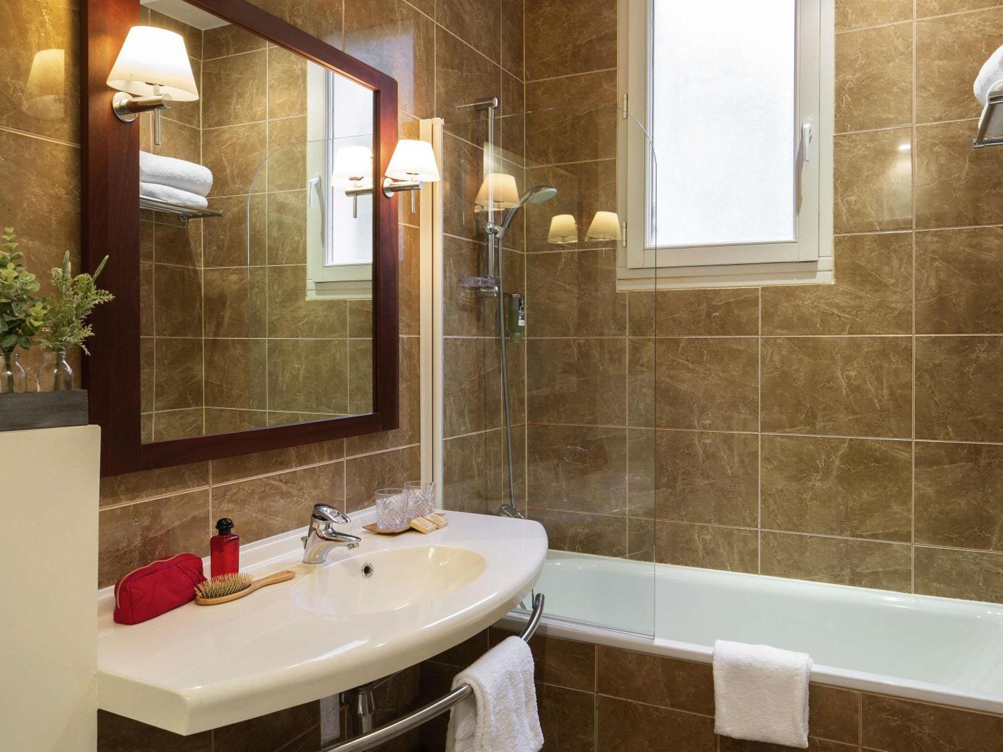 Standard Single Room,1729981181:JPEG