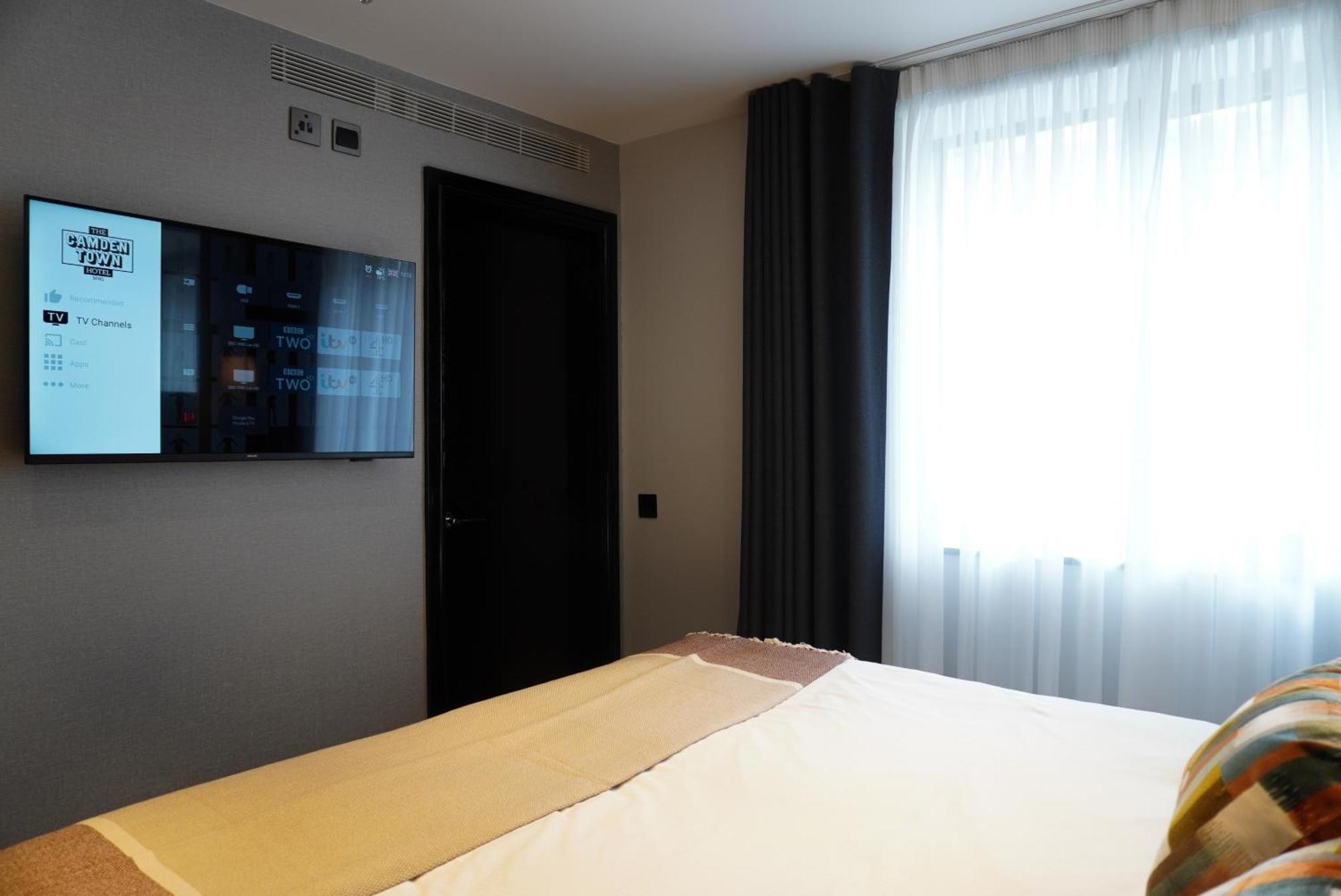 Small Double Room,1716978944:JPEG