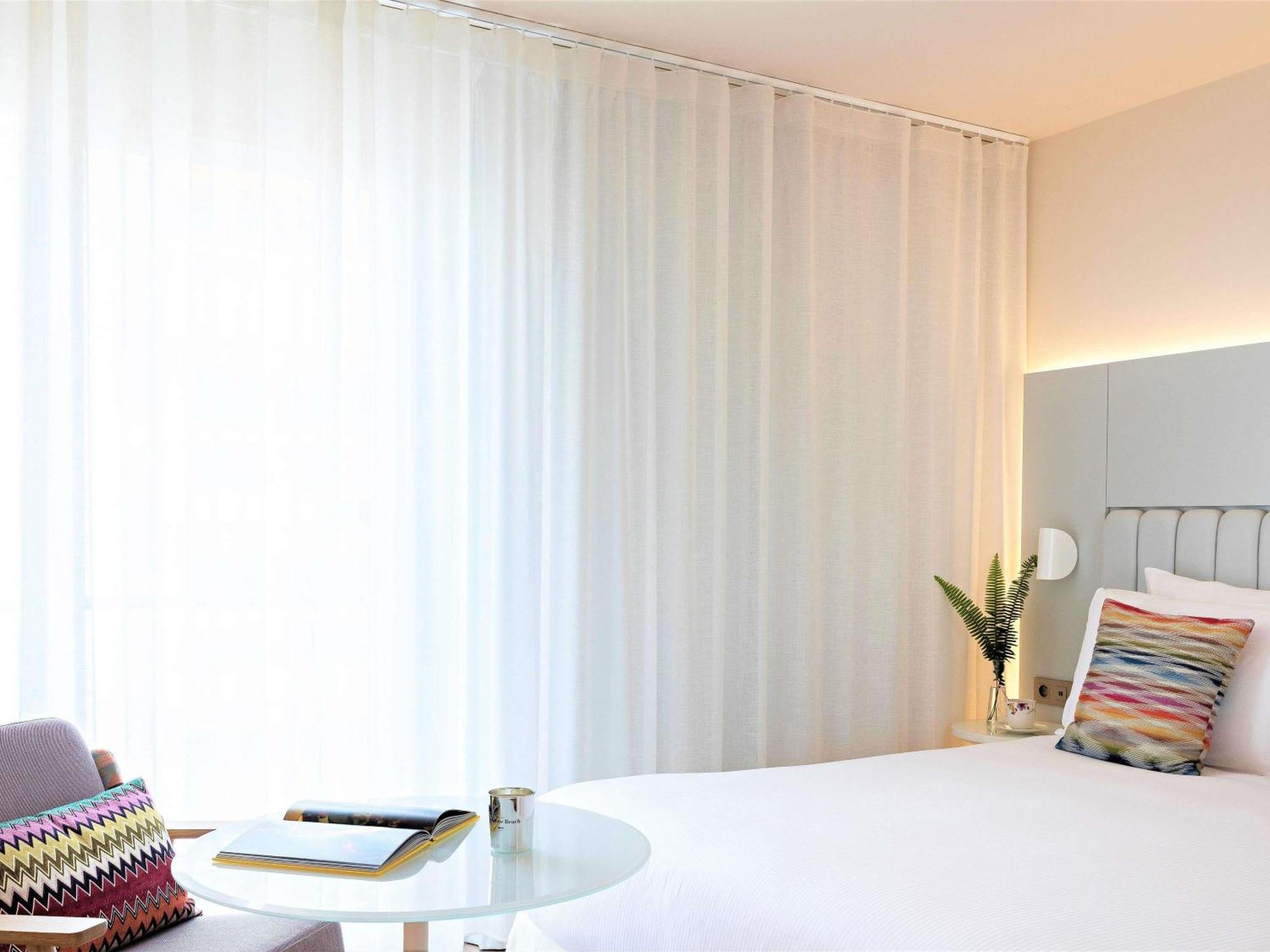 Classic Queen or Twin Room