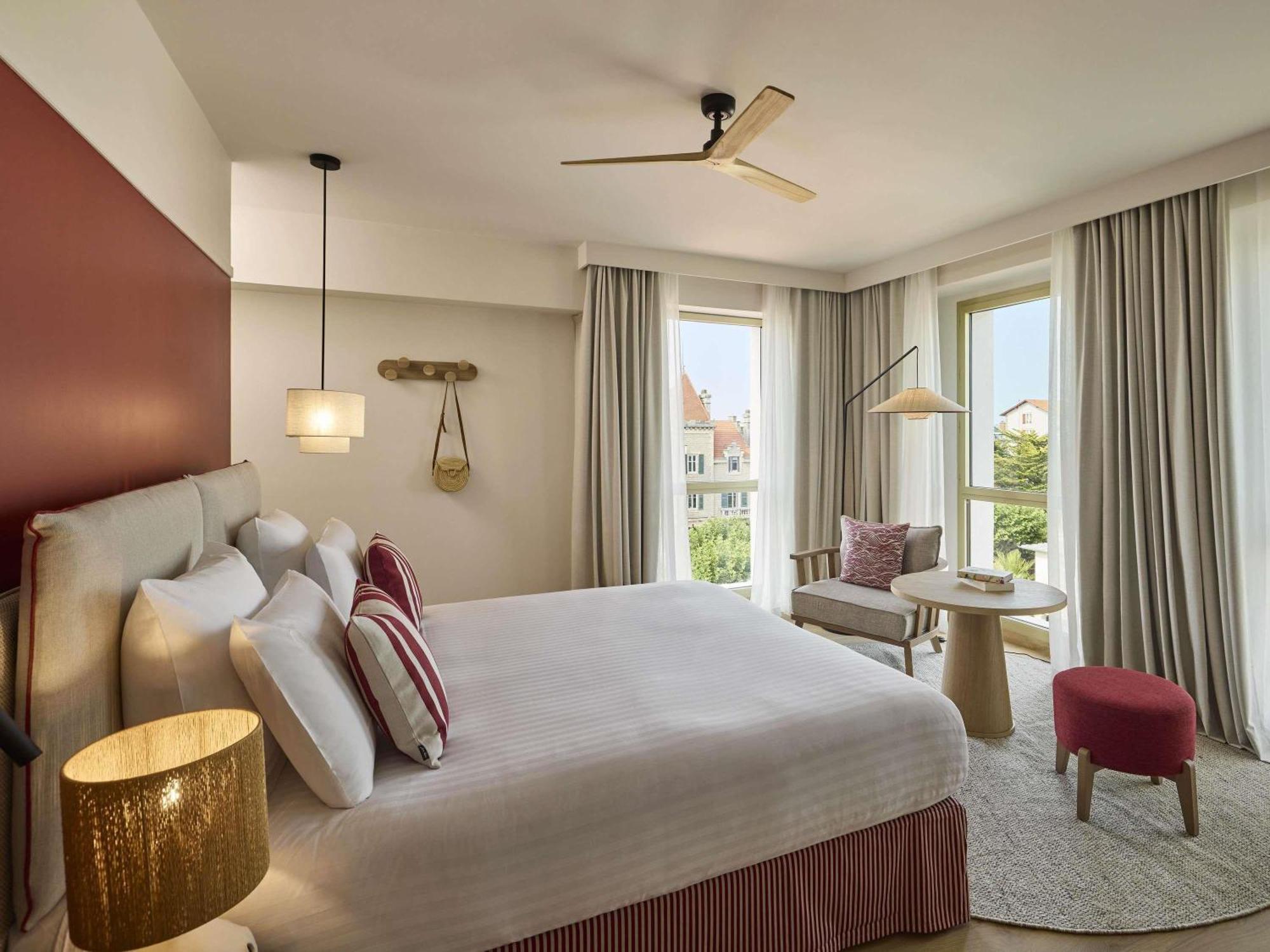 Superior King Room,1771490773:JPEG