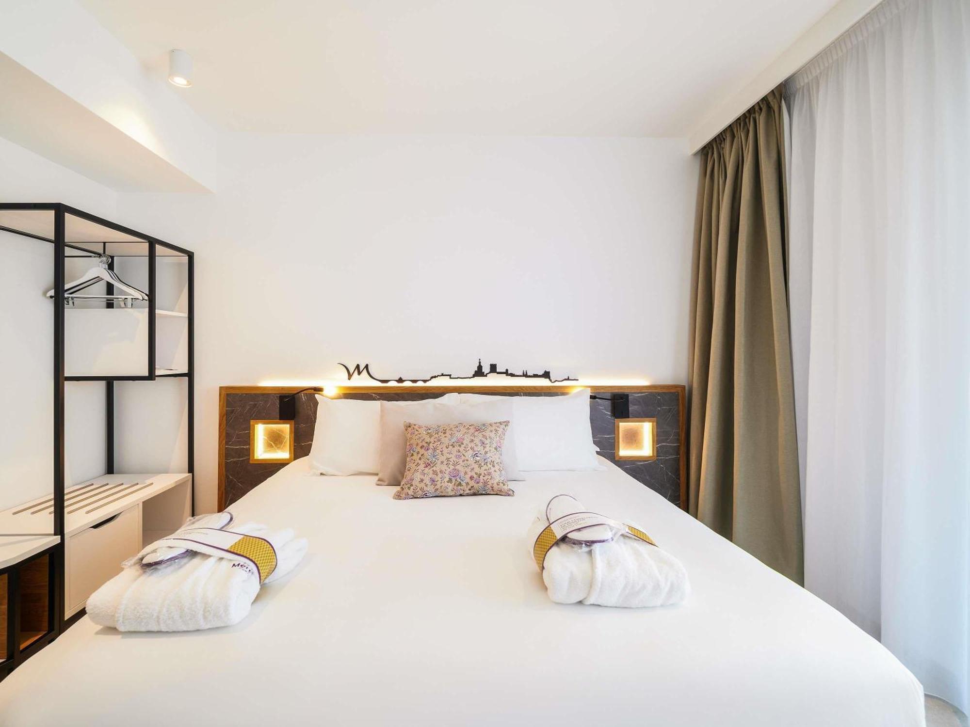 Junior Suite with One Double Bed and Sofa Bed,1716979069:JPEG