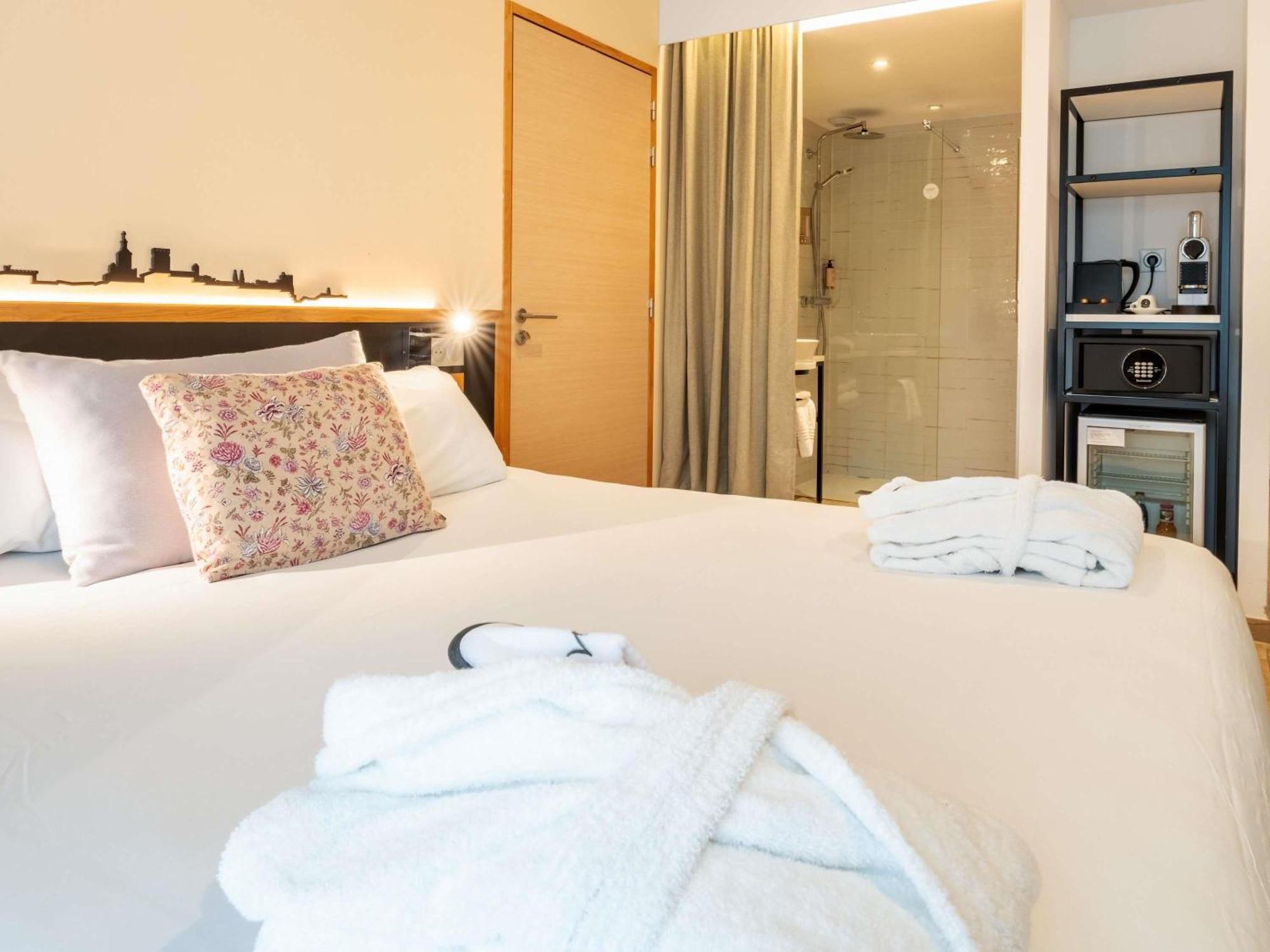 Double Suite with Balcony and One Double Sofa Bed,1716979055:JPEG