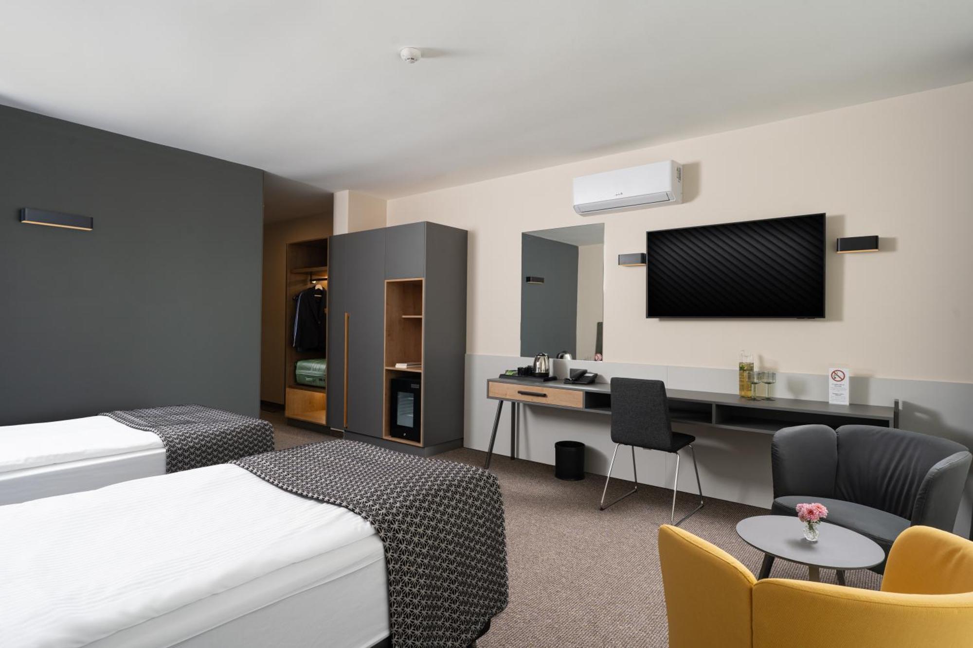 Superior Twin Room City View