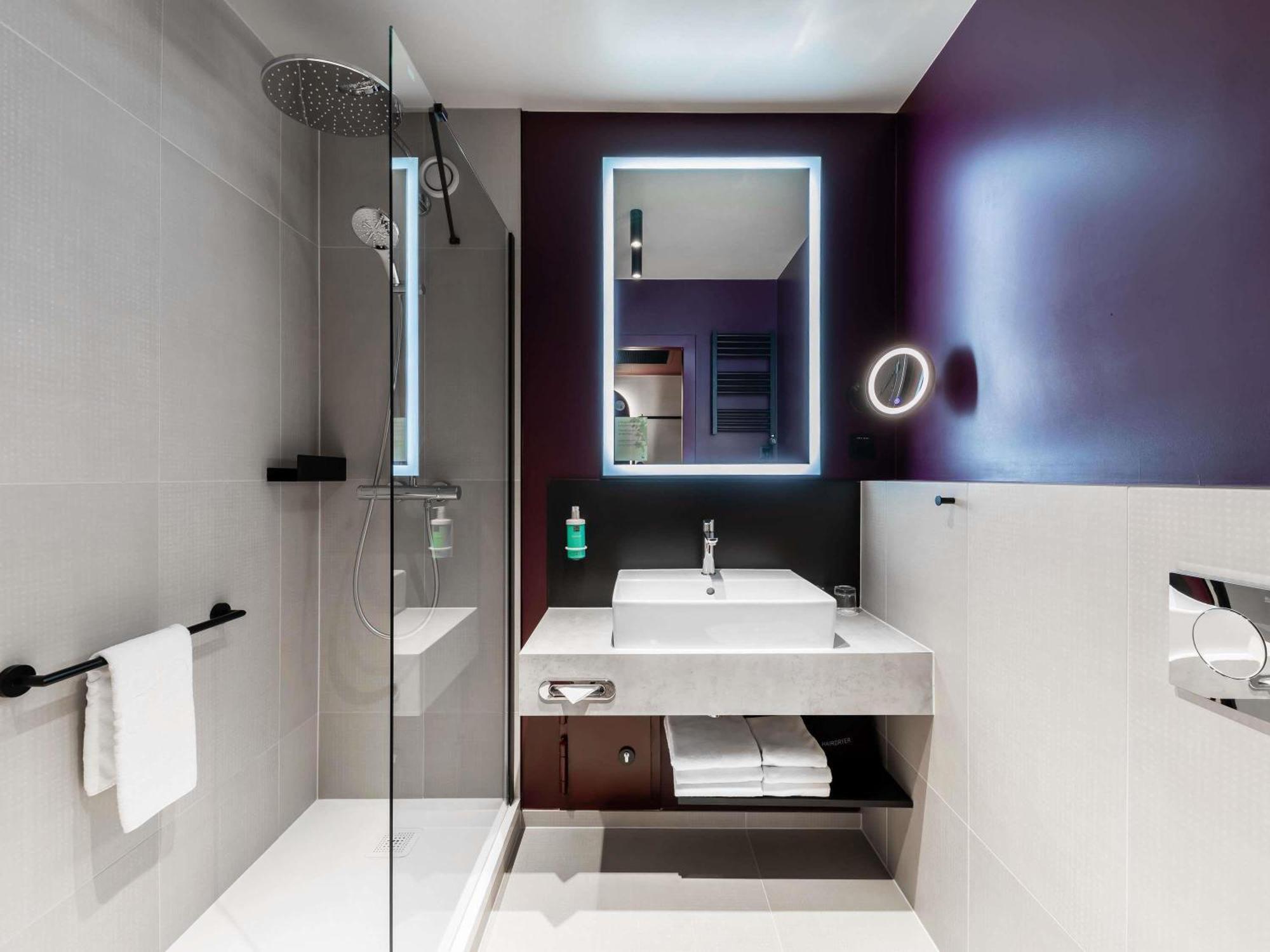 Standard Twin Room,1729989211:JPEG