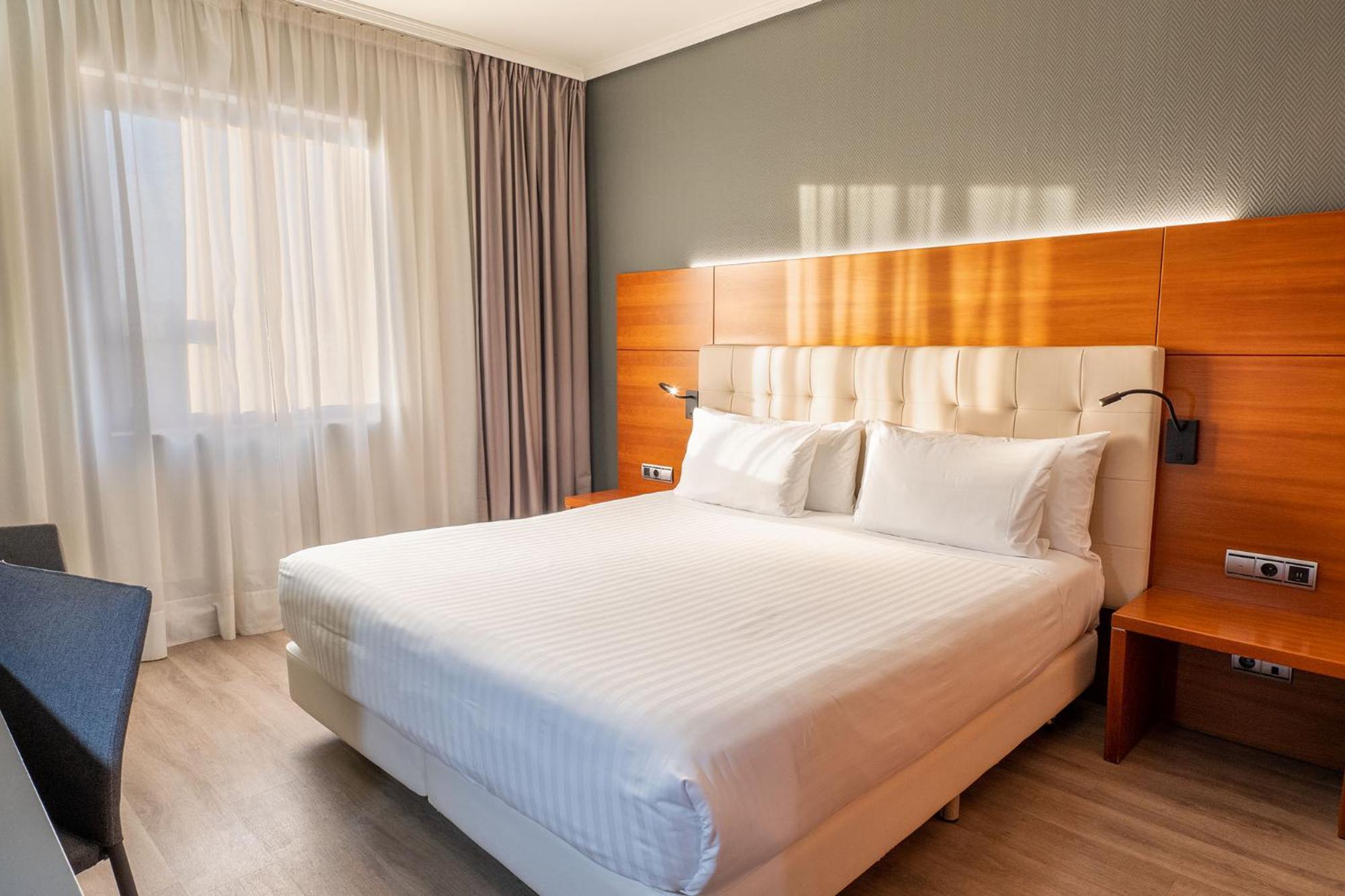 Deluxe Room,1716984951:JPEG