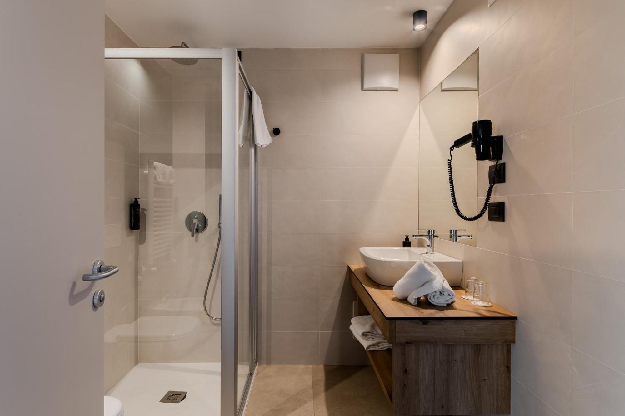 Deluxe Double or Twin Room Balcony