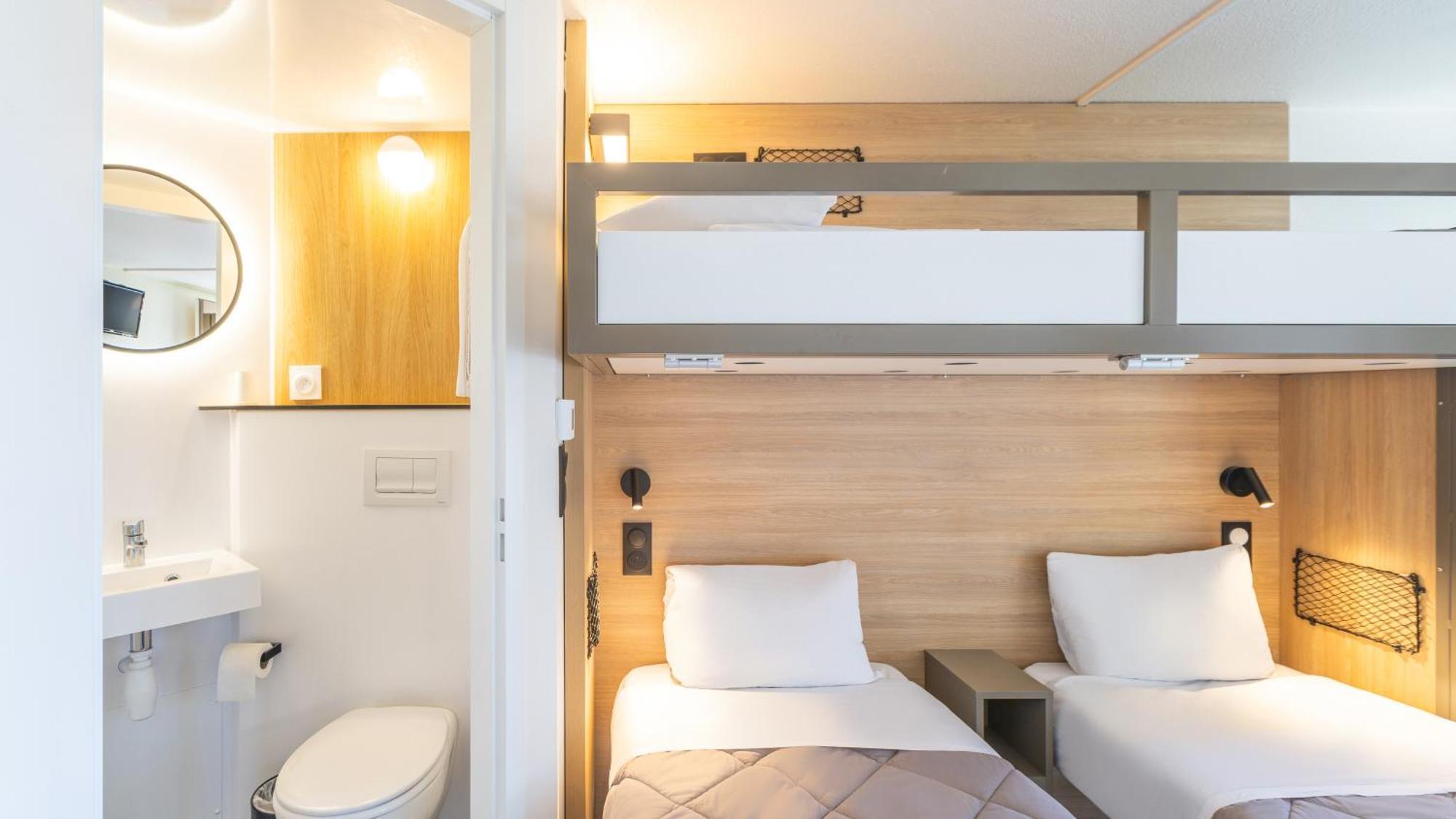 Triple Room 1 Double Bed 1 Single Bed,1716992182:JPEG