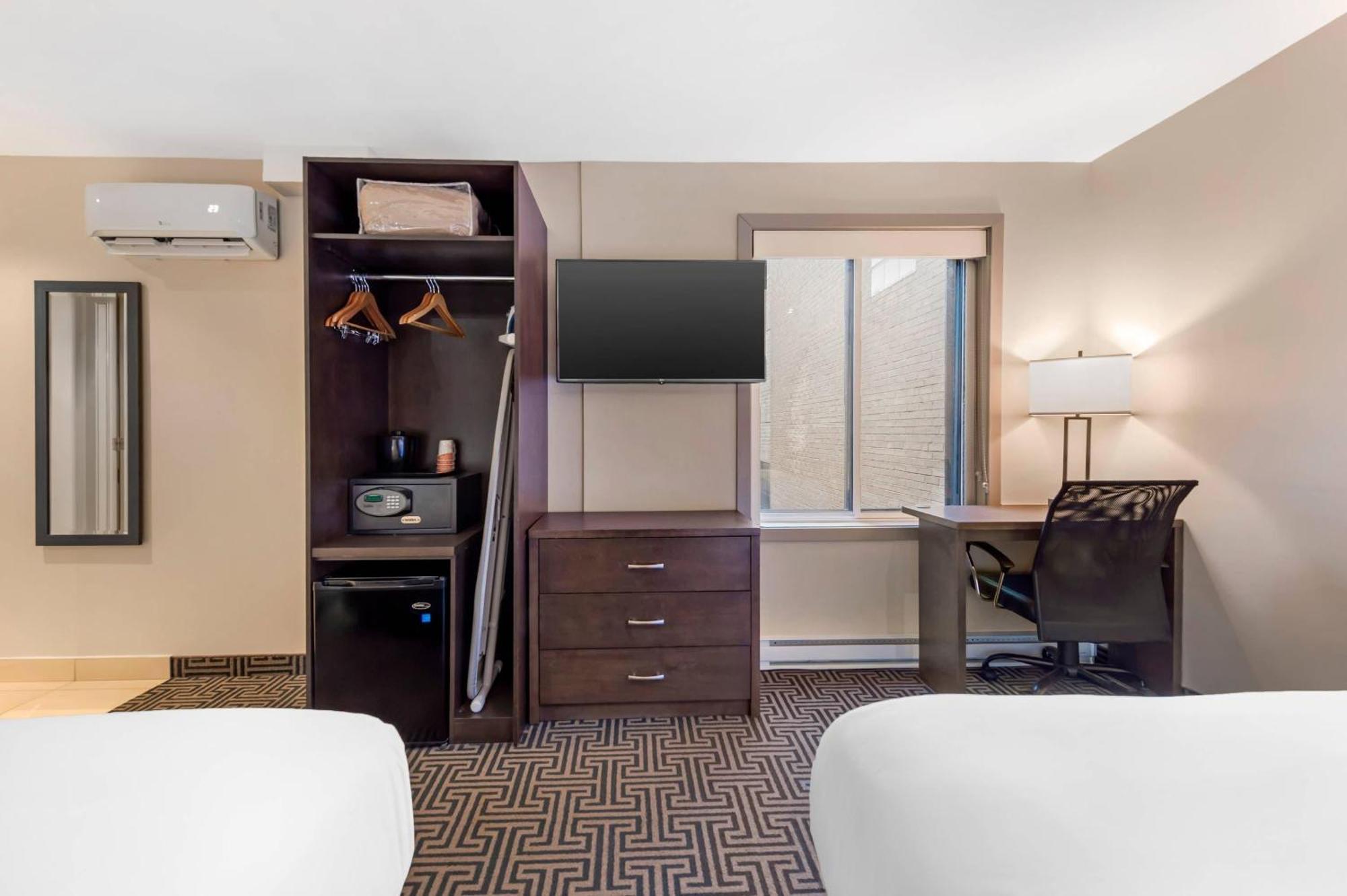 Double Room Two Double Beds Non-Smoking