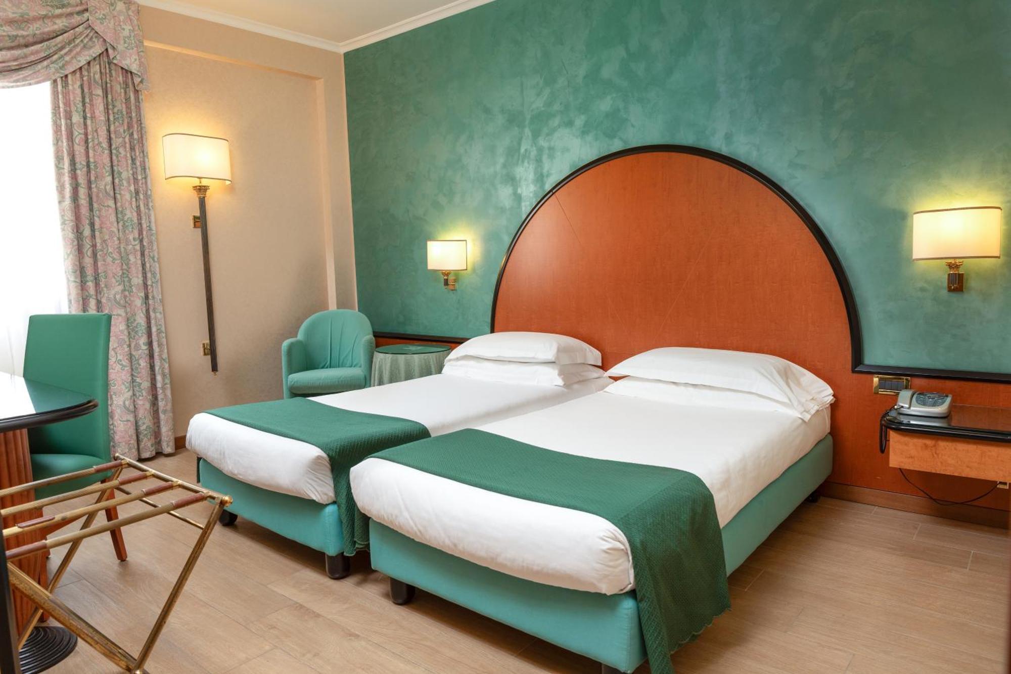 Twin Room,1730000956:JPEG