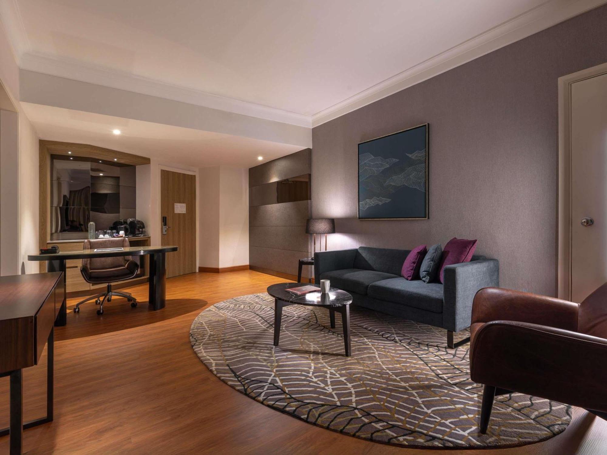 Junior King Suite,1770867620:JPEG