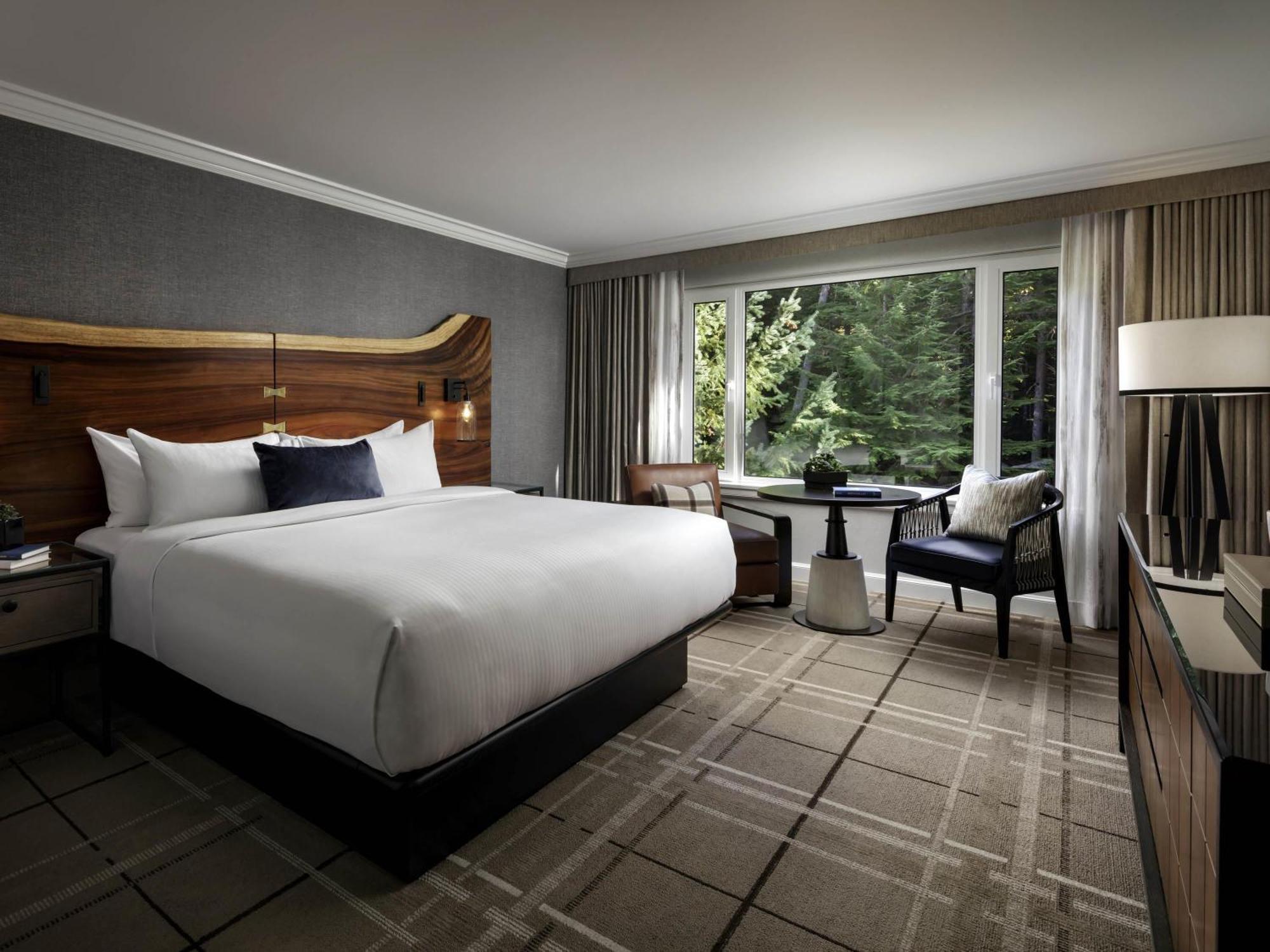 Deluxe King Room with View,1717025174:JPEG
