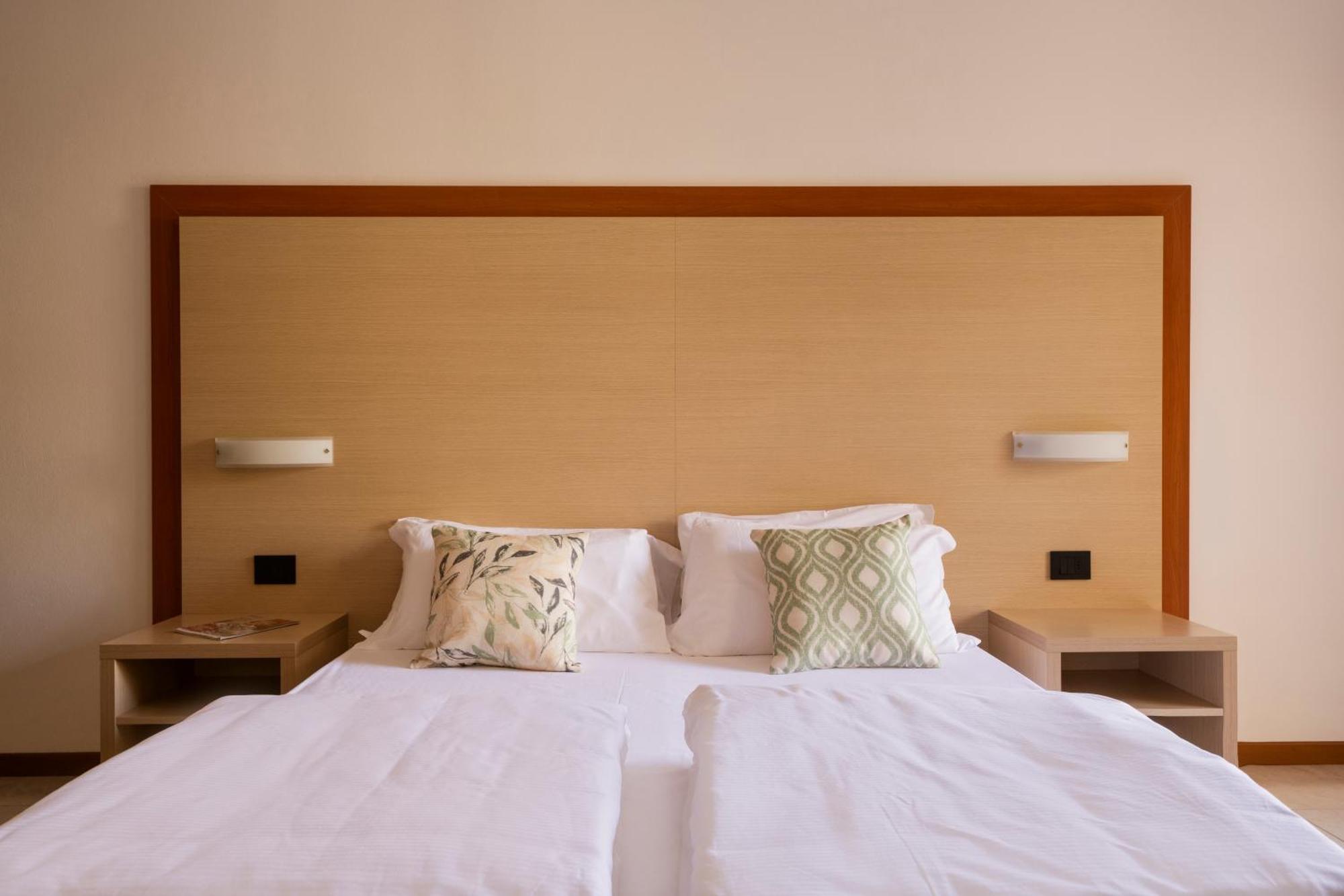 Double Room Mountain View
