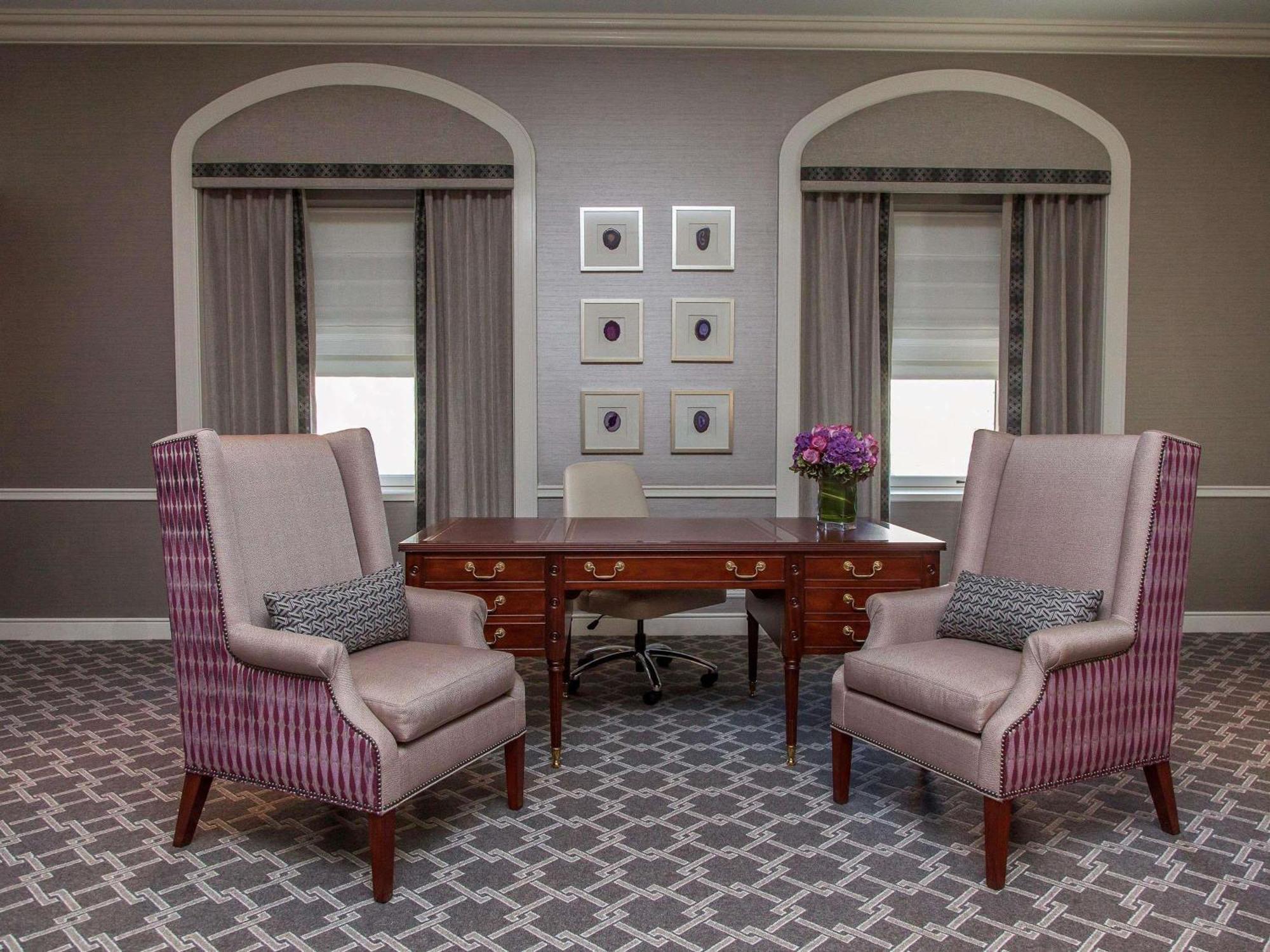 Olympic Presidential Suite One King Room Two Bathrooms,1717034990:JPEG