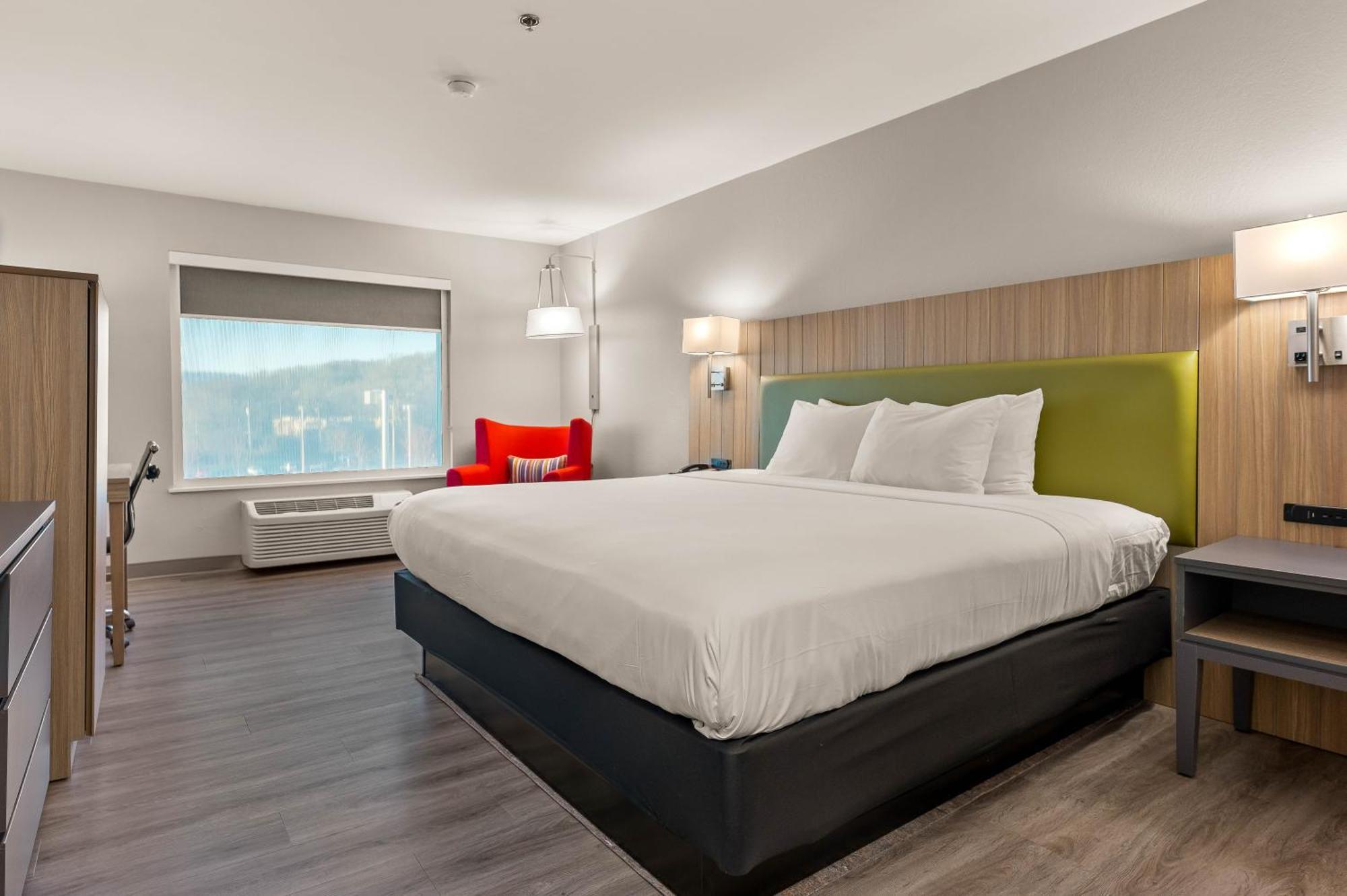 Double Room Two Double Beds Accessible or Non-Smoking