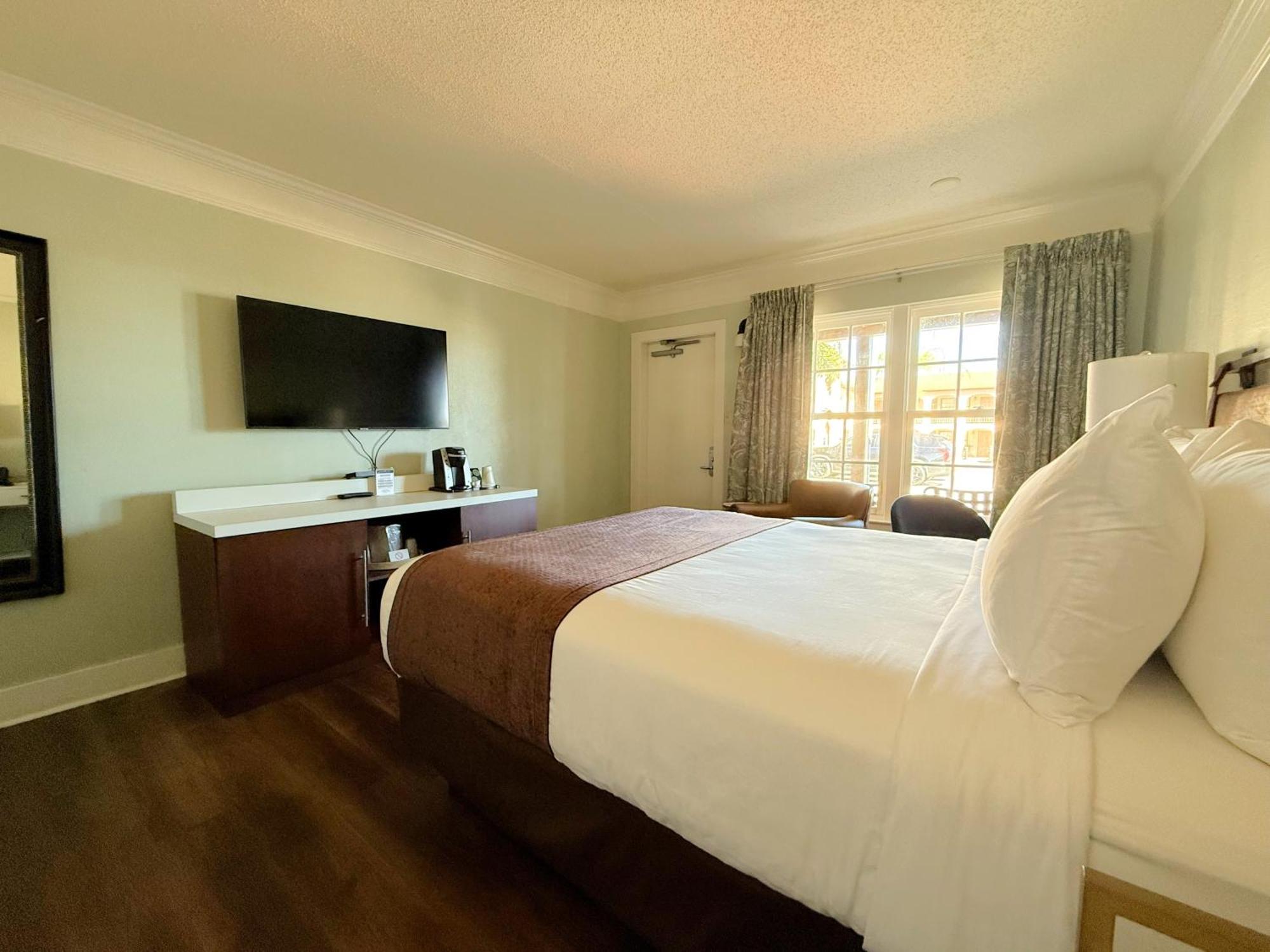 Queen Room Disability Access