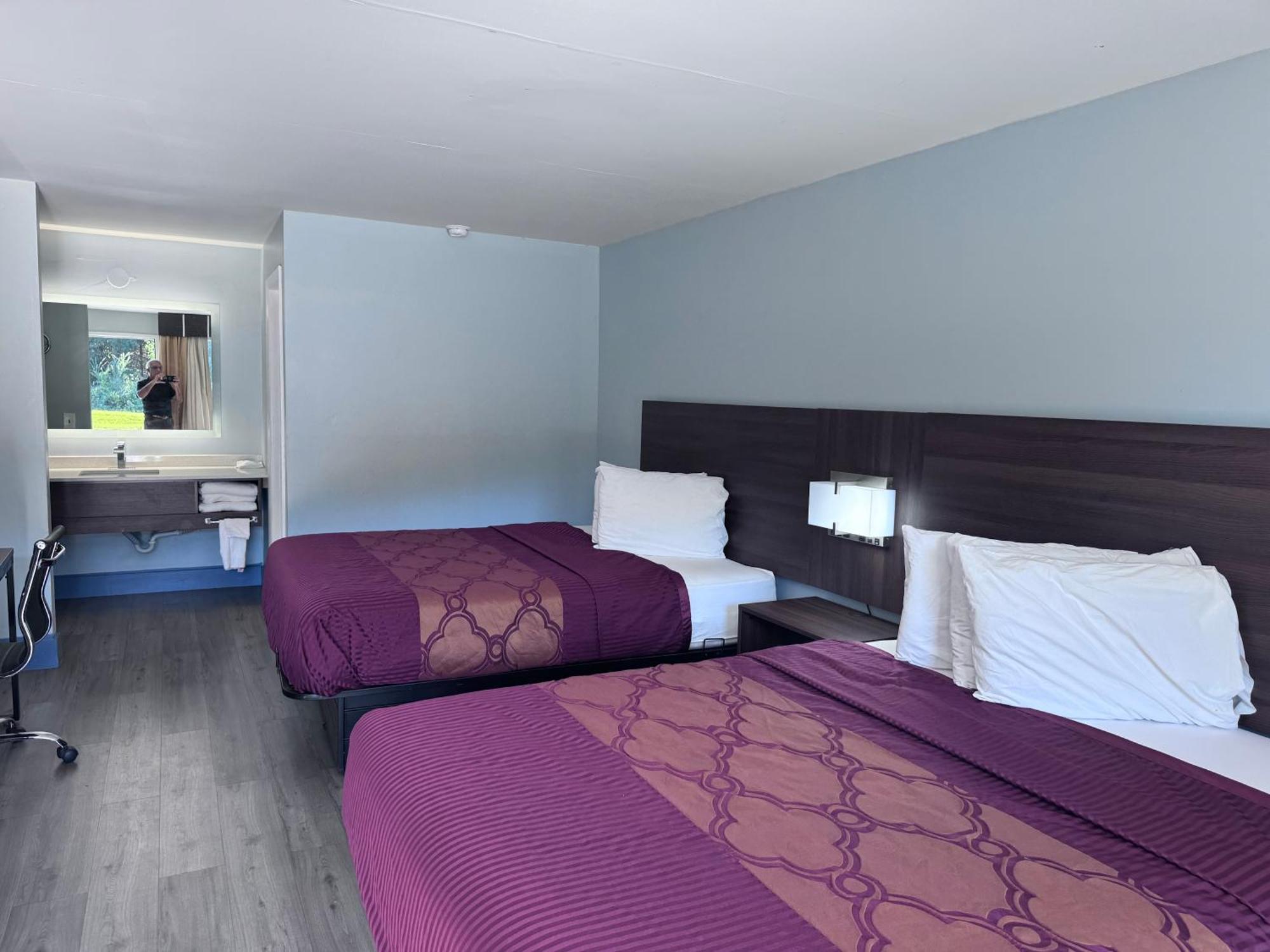 Deluxe Double Room,1717058869:JPEG